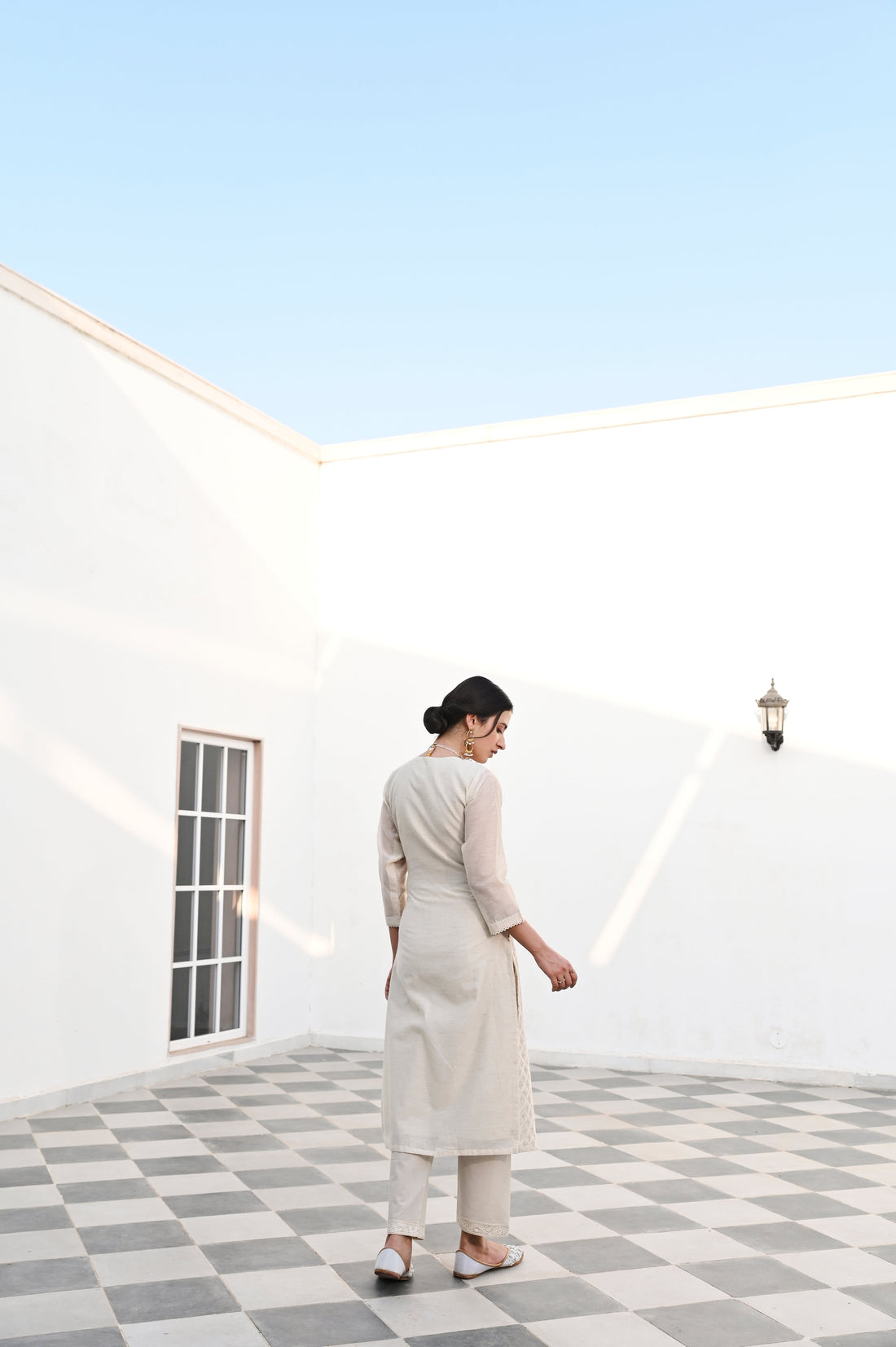 OFF WHITE CHIKANKARI CHANDERI KURTA SET
