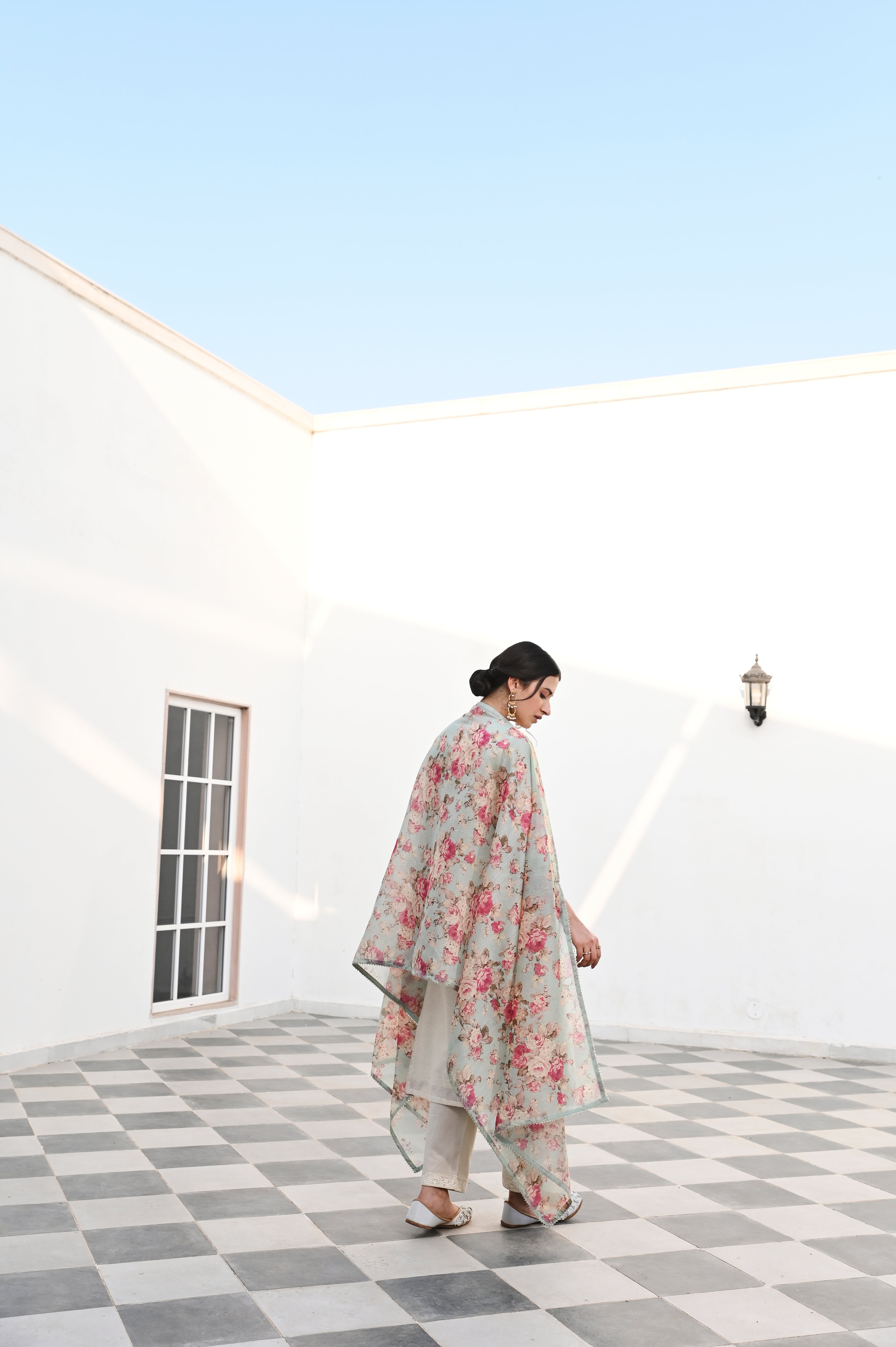 OFF WHITE CHIKANKARI CHANDERI KURTA SET