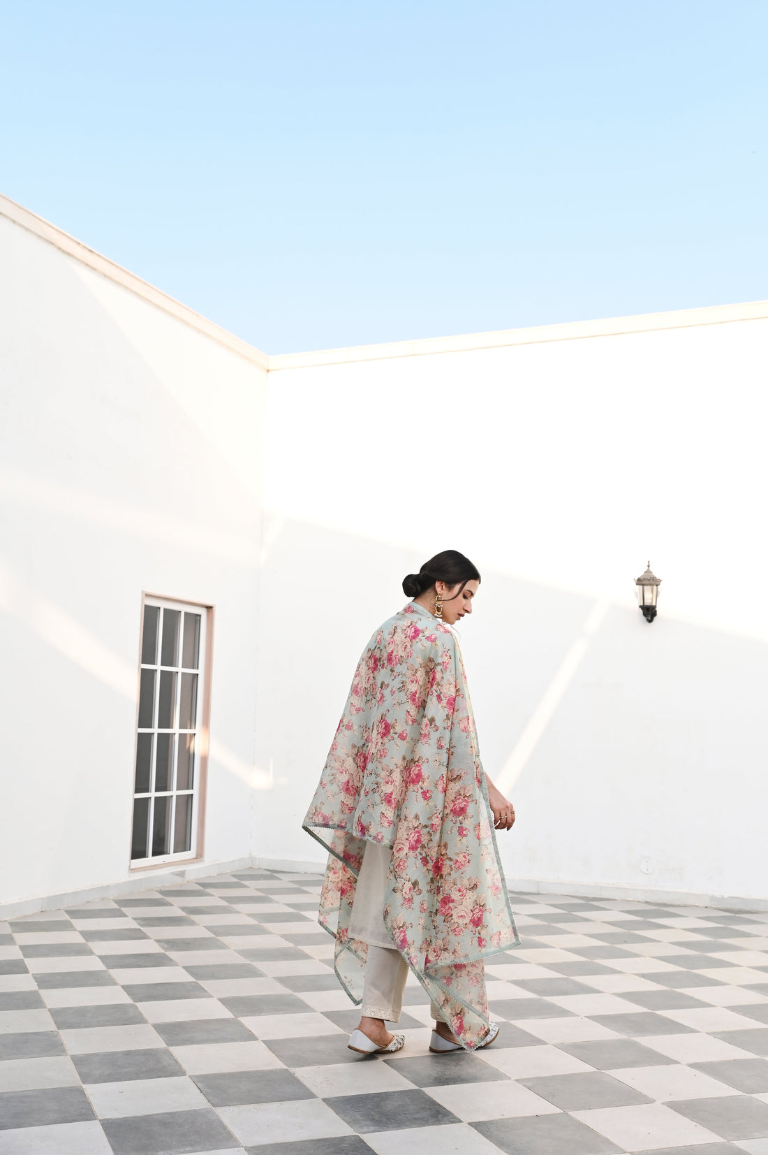 OFF WHITE CHIKANKARI CHANDERI KURTA SET