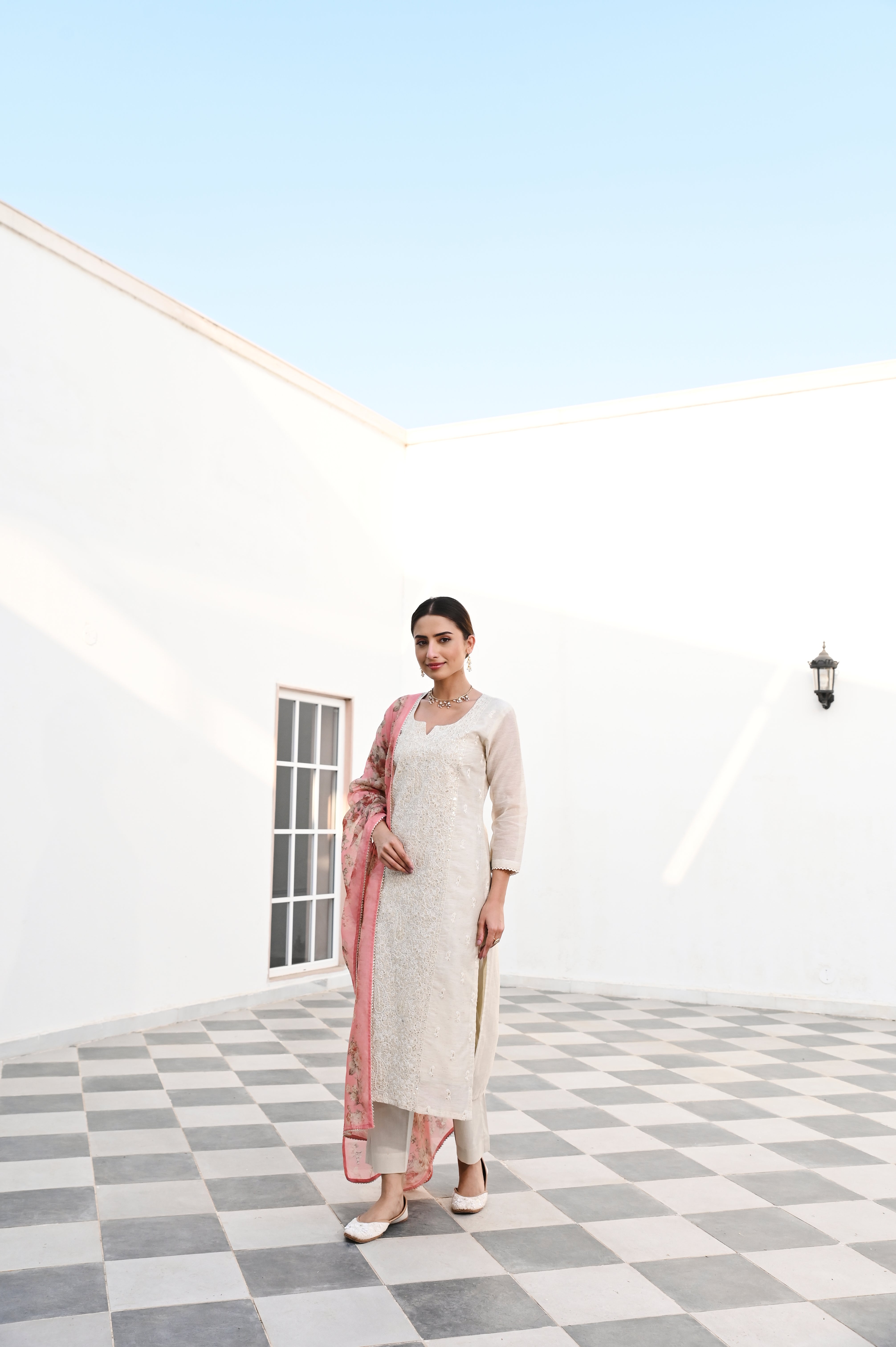 OFF WHITE CHIKANKARI JUTE CHANDERI KURTA SET