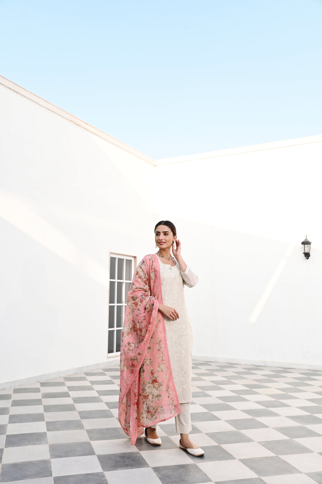 OFF WHITE CHIKANKARI JUTE CHANDERI KURTA SET