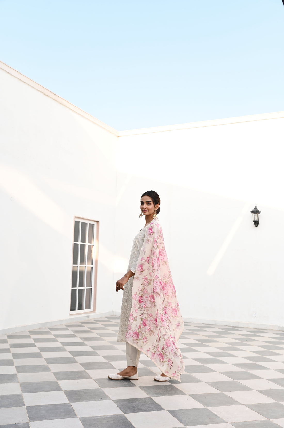 OFF WHITE CHIKANKARI EMBROIDERED KURTA SET