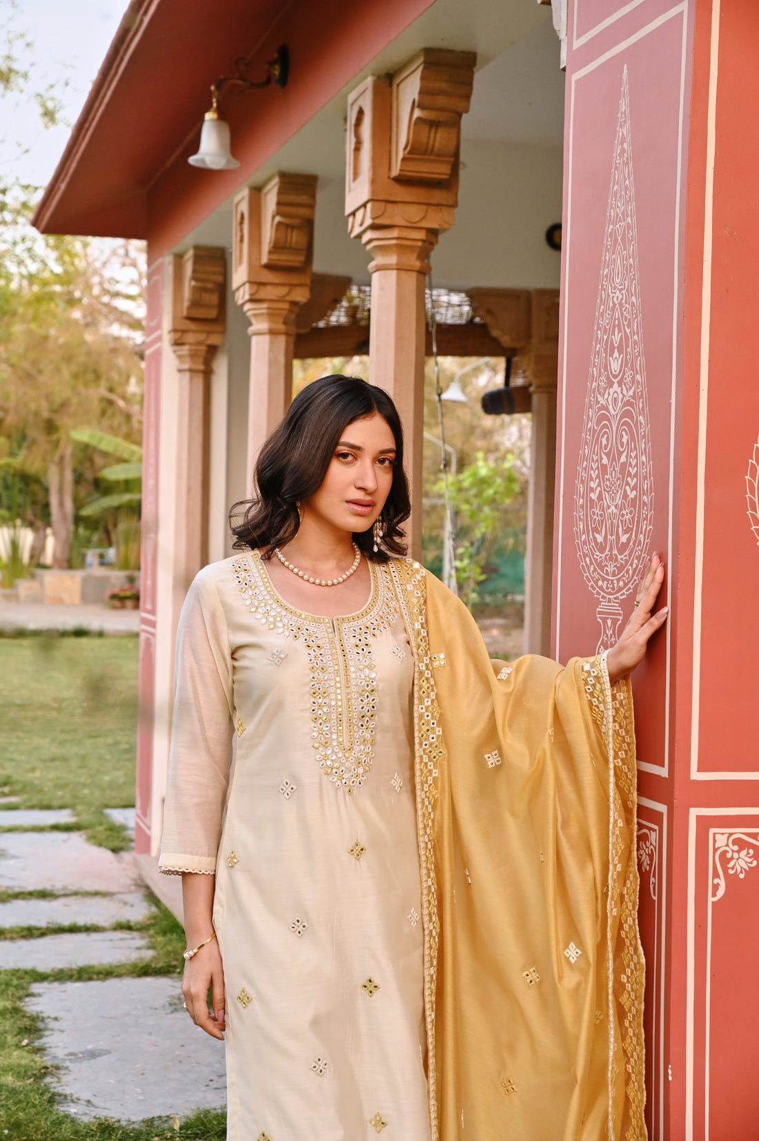 CREAM EMBROIDERED KURTA SET