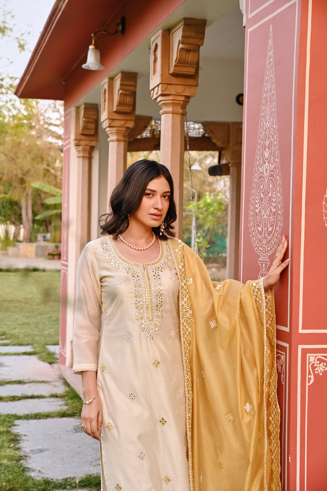 CREAM EMBROIDERED KURTA SET