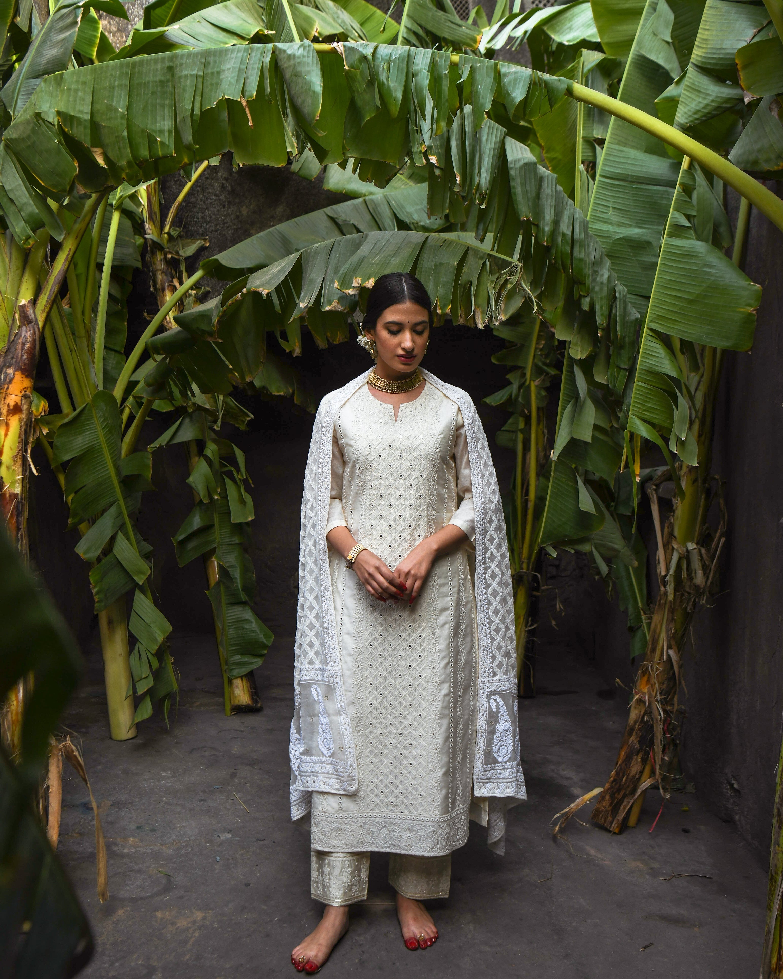 ROOH CHIKANKARI & MIRROR KURTA SET