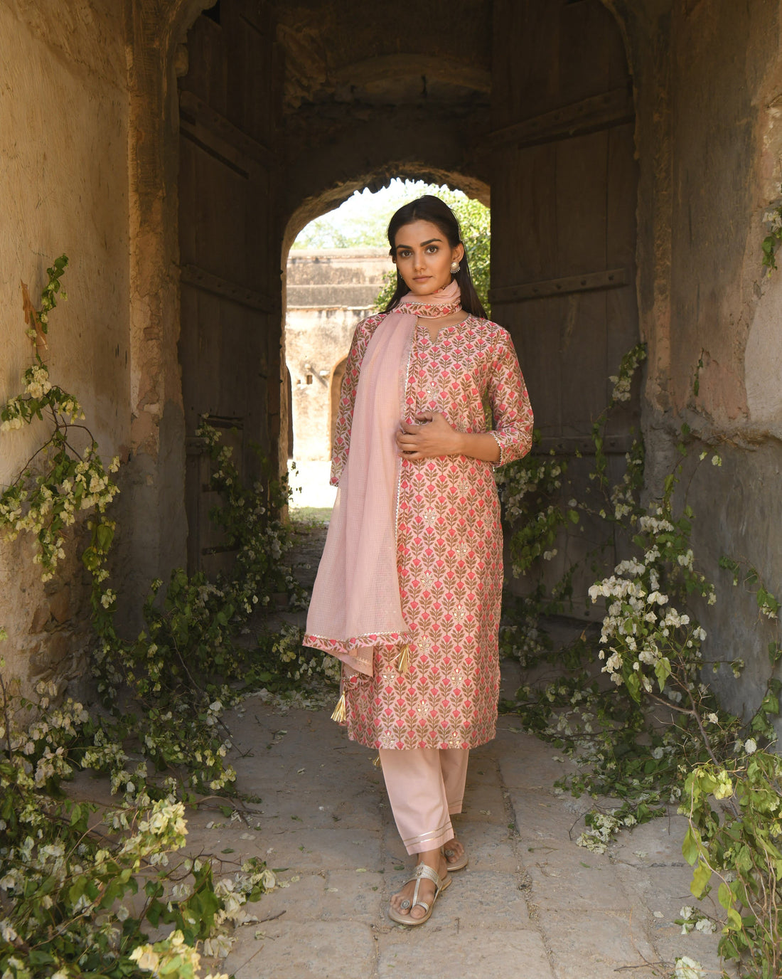 ROSE PINK MEHER KURTA SET