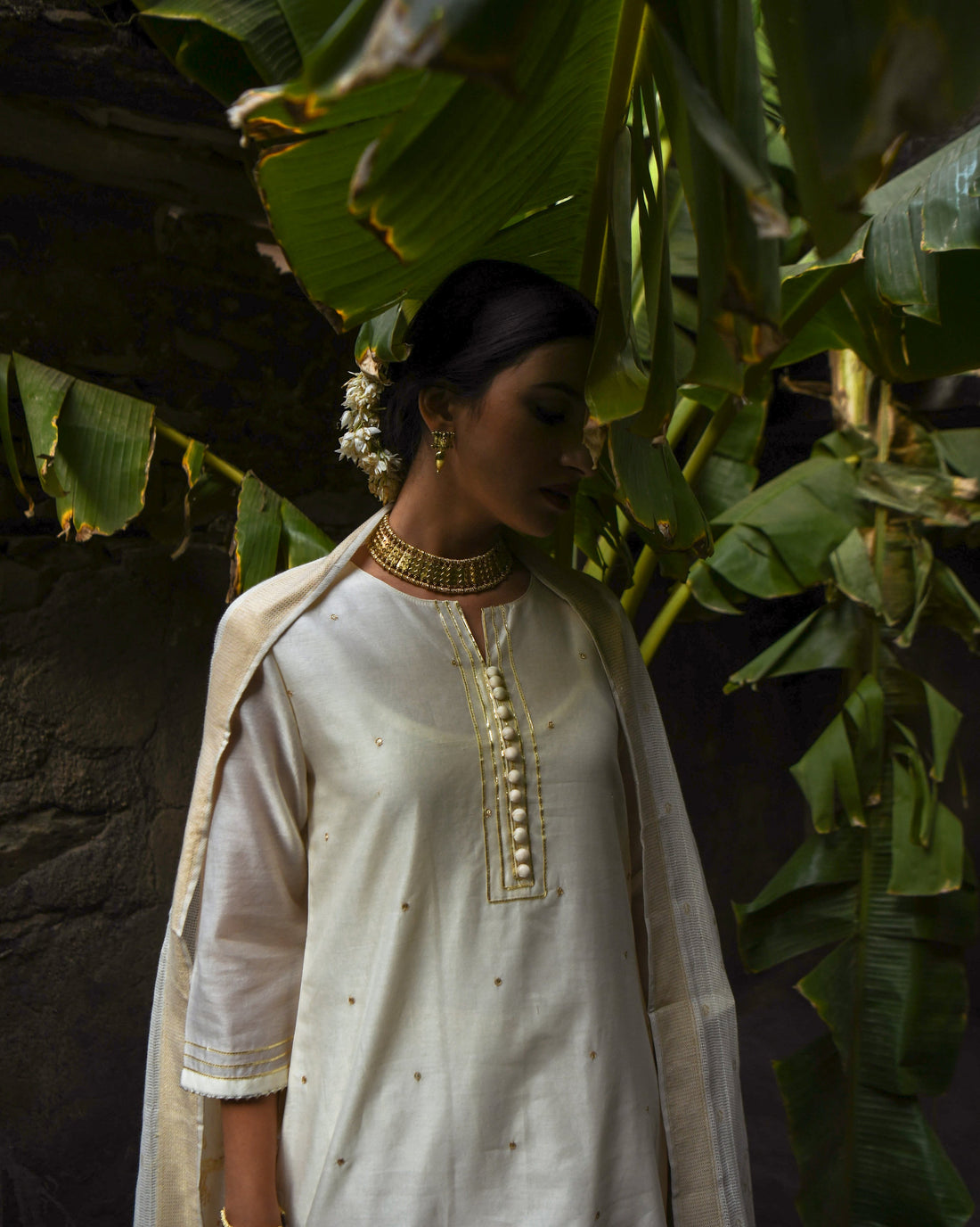 STRAIGHT FIT MIRROR KURTA SET