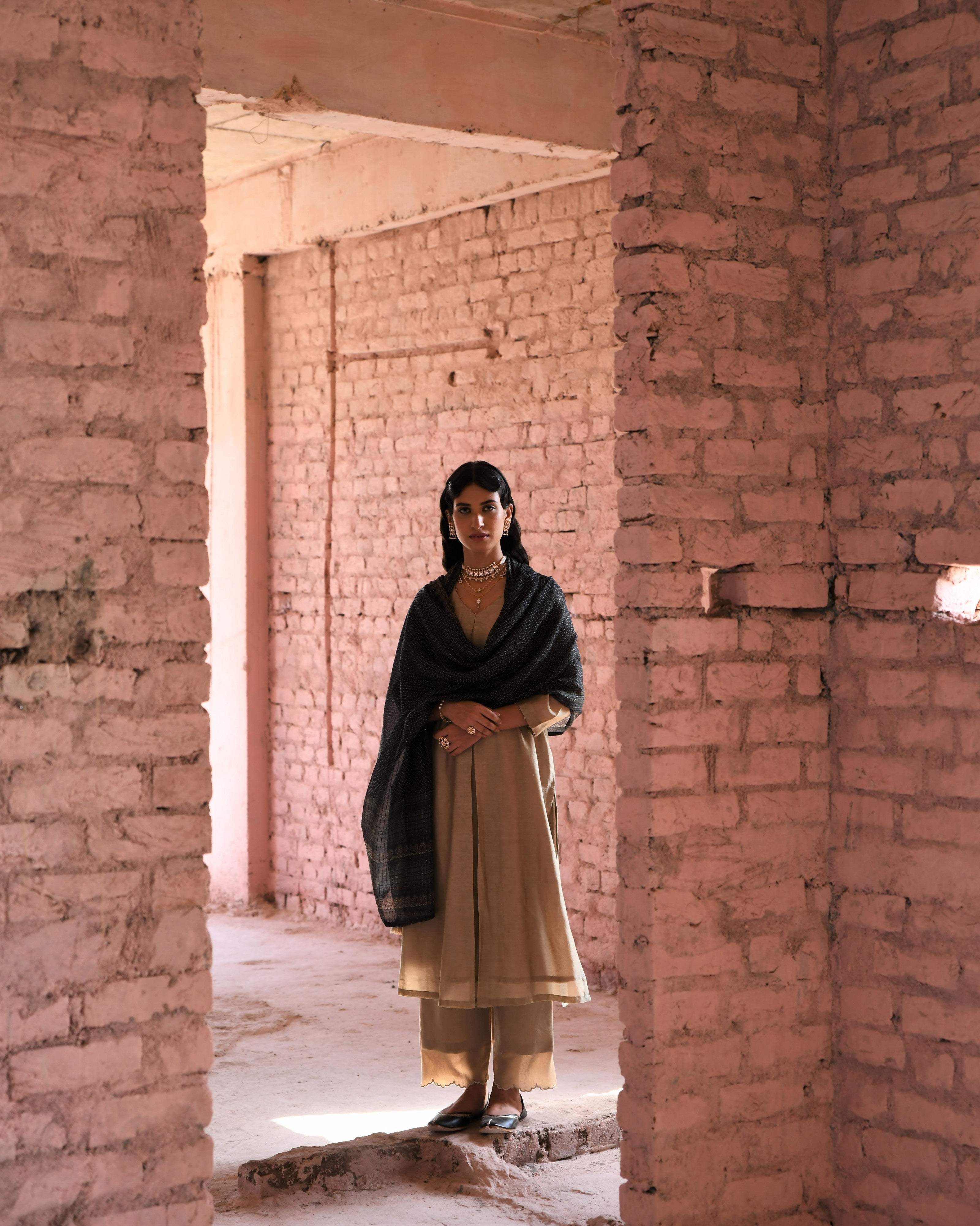 BEIGE CHANDERI KURTA SET