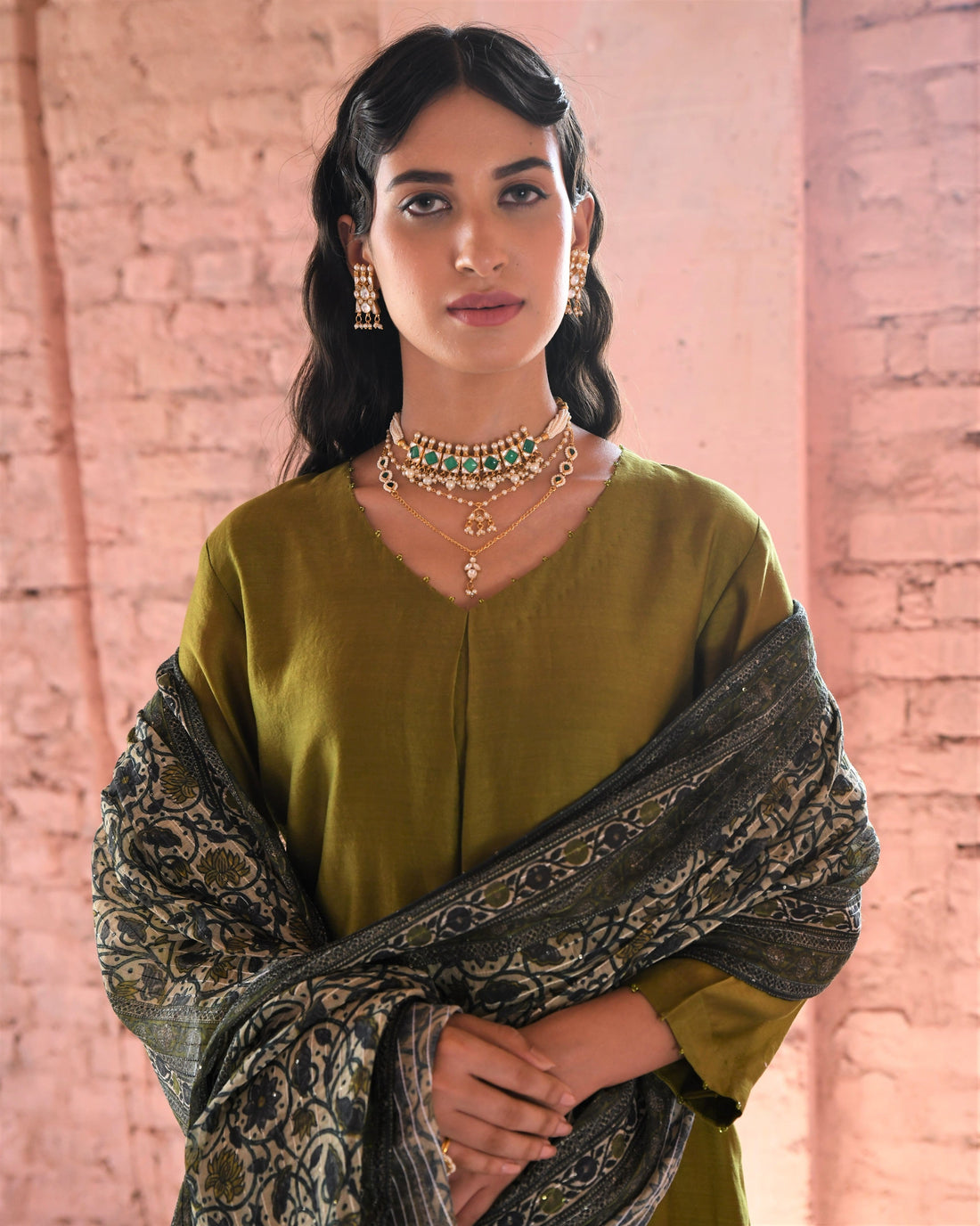 OLIVE GREEN CHANDERI KURA SET