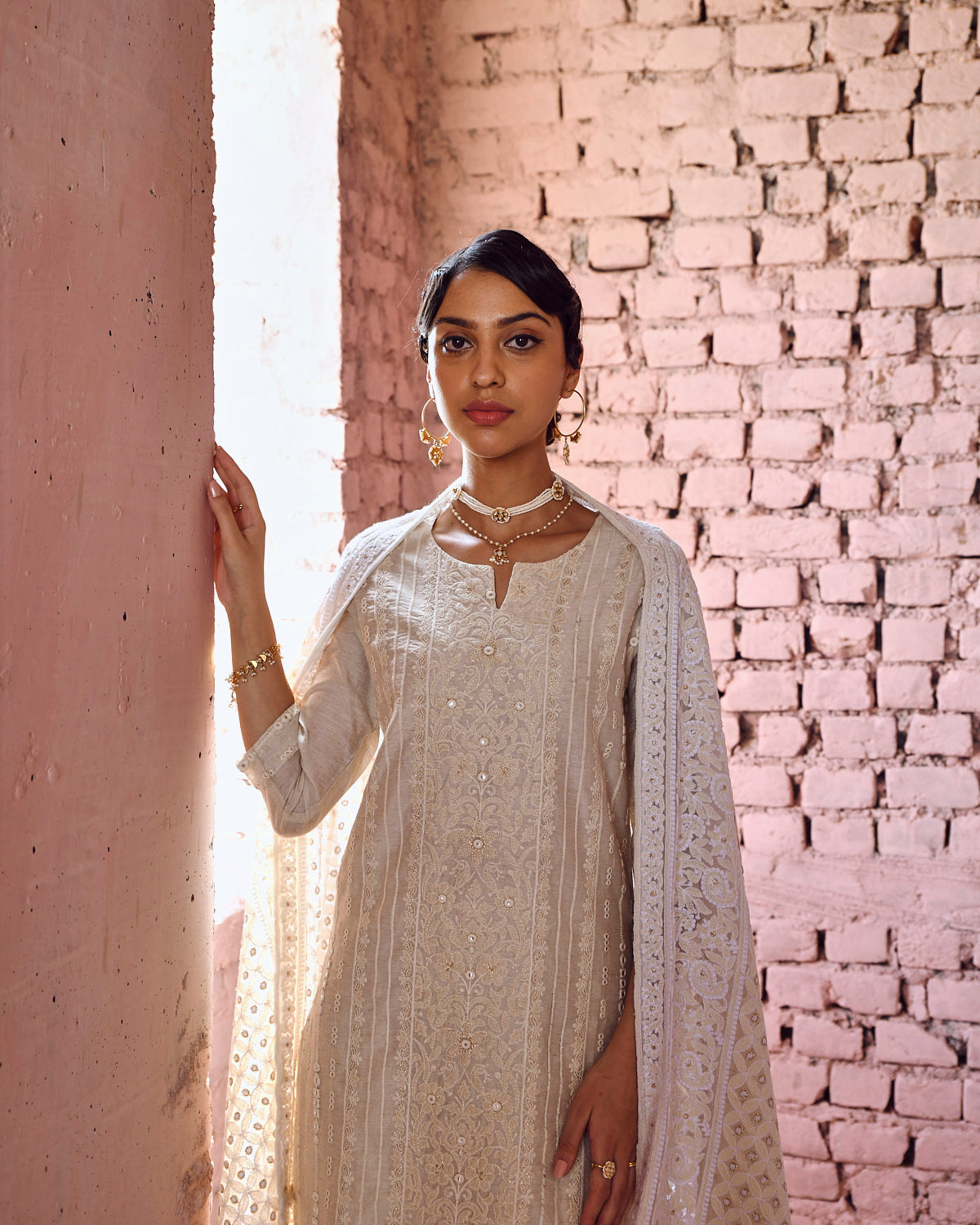 OFF-WHITE CHIKANKARI CHANDERI KURTA SET