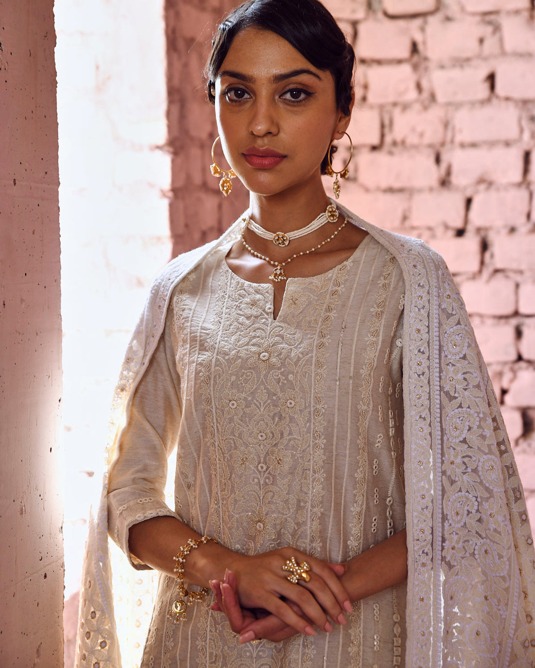 OFF-WHITE CHIKANKARI CHANDERI KURTA SET