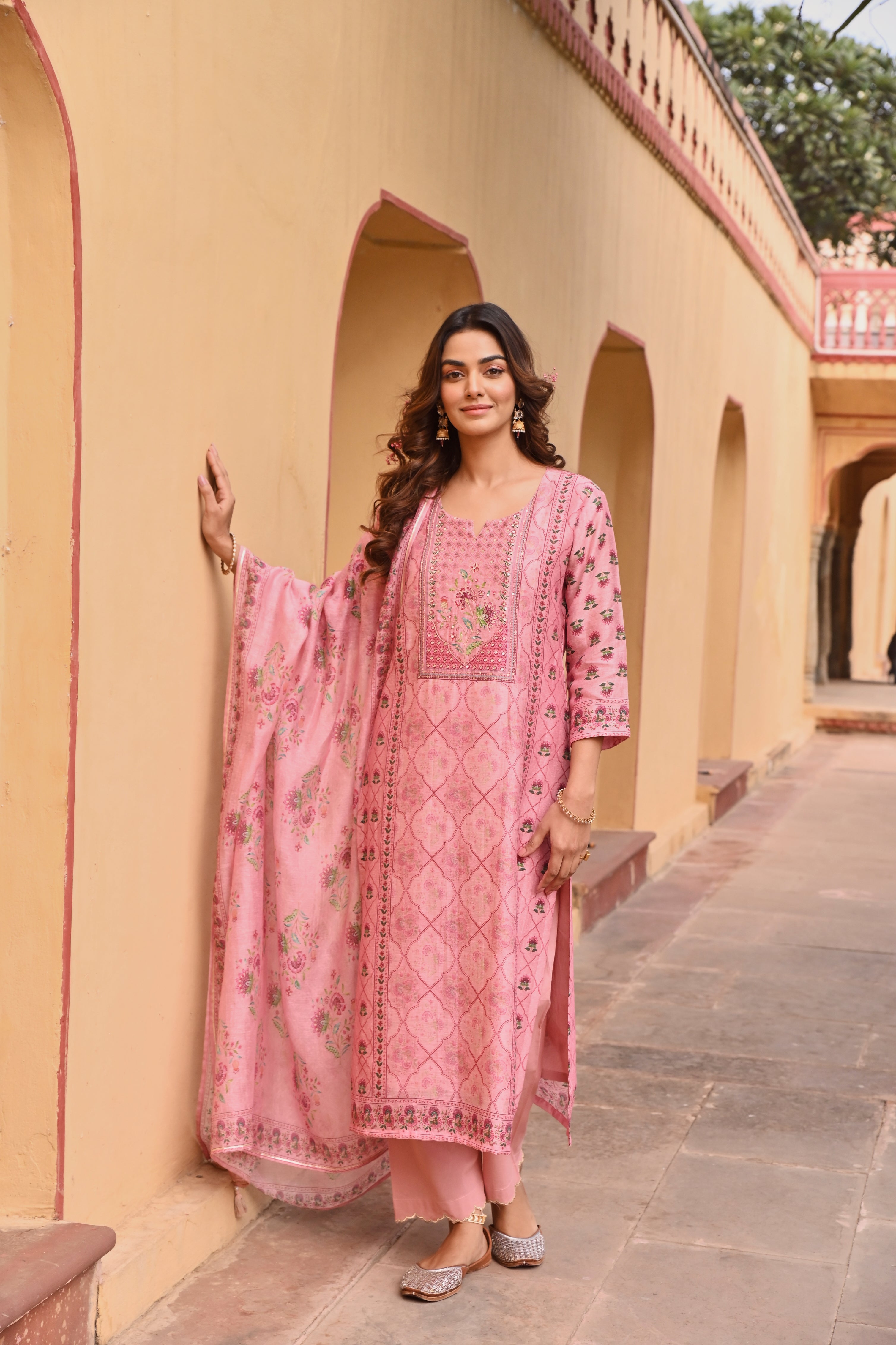 PEACH EMBROIDERED LINEN KURTA SET