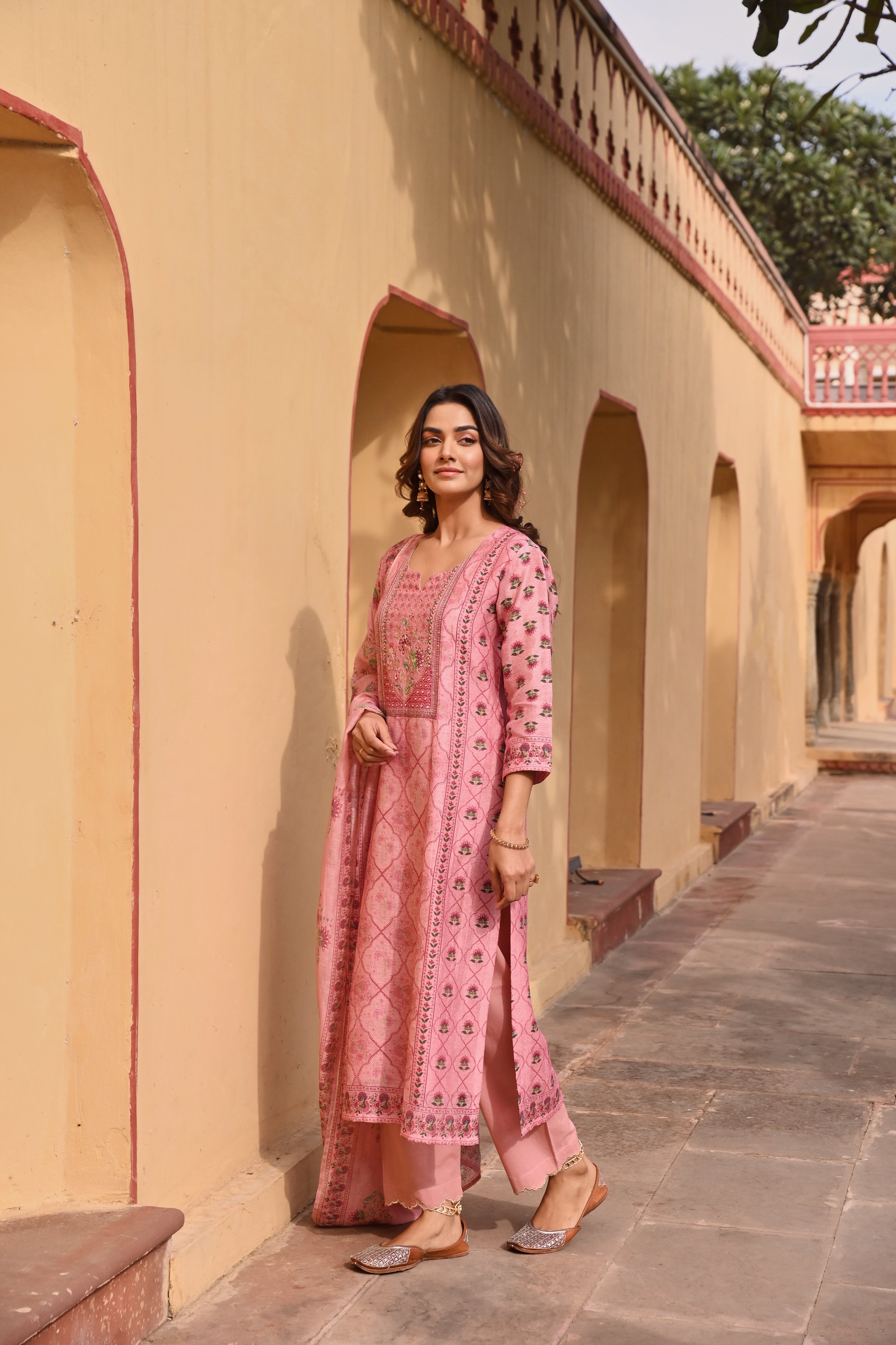 PEACH EMBROIDERED LINEN KURTA SET