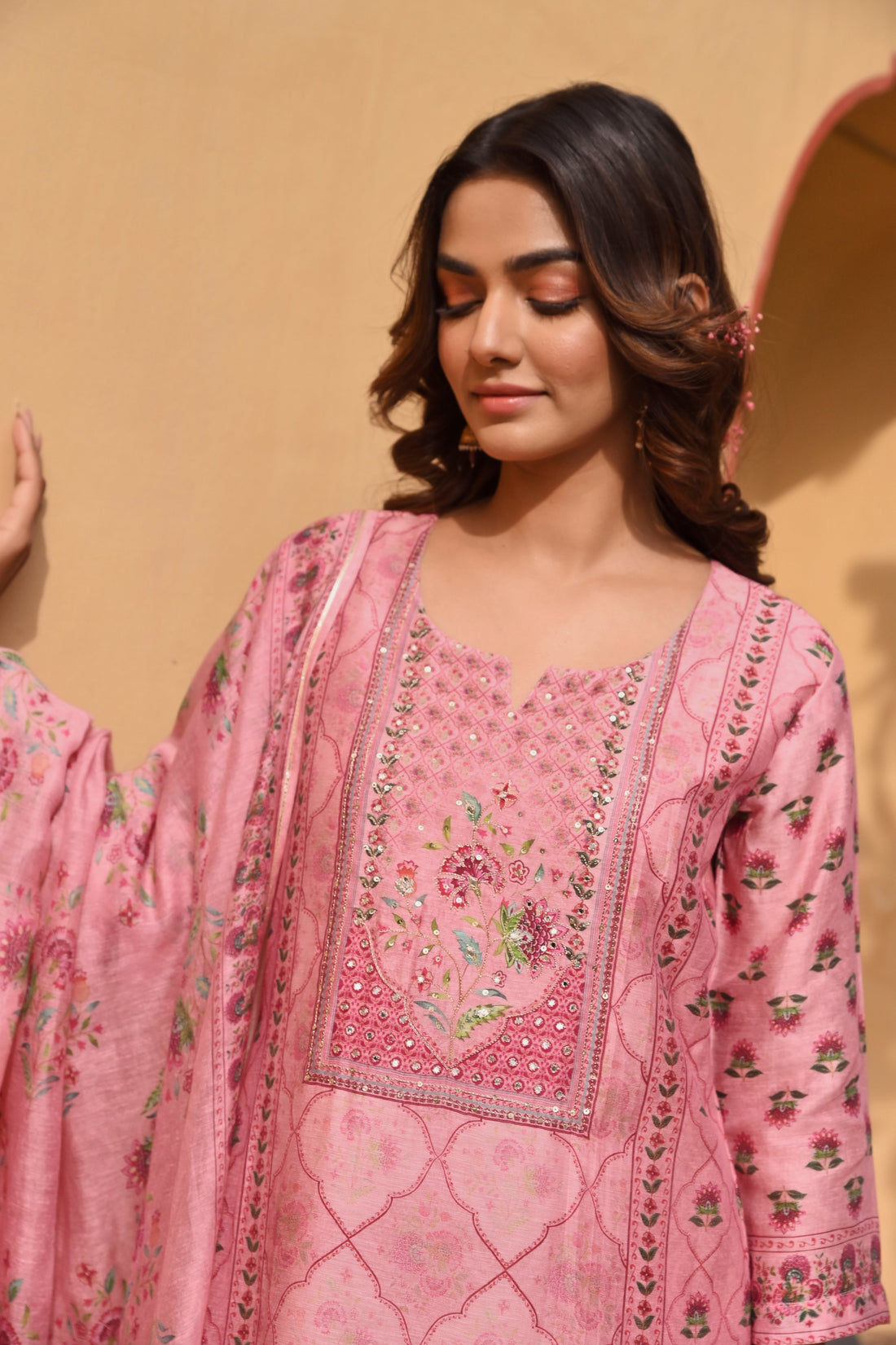 PEACH EMBROIDERED LINEN KURTA SET