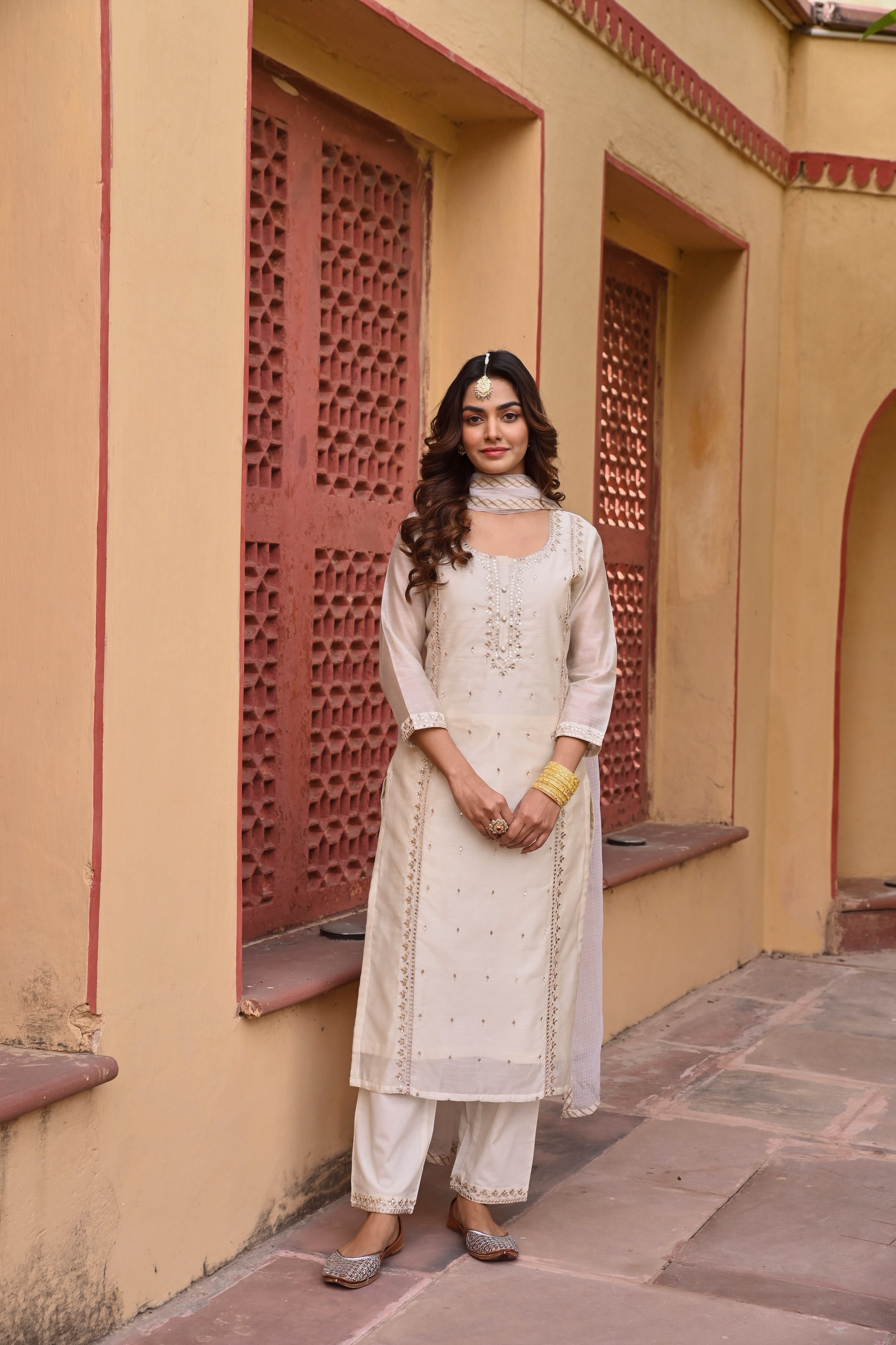 CREAM CHANDERI KURTA SET