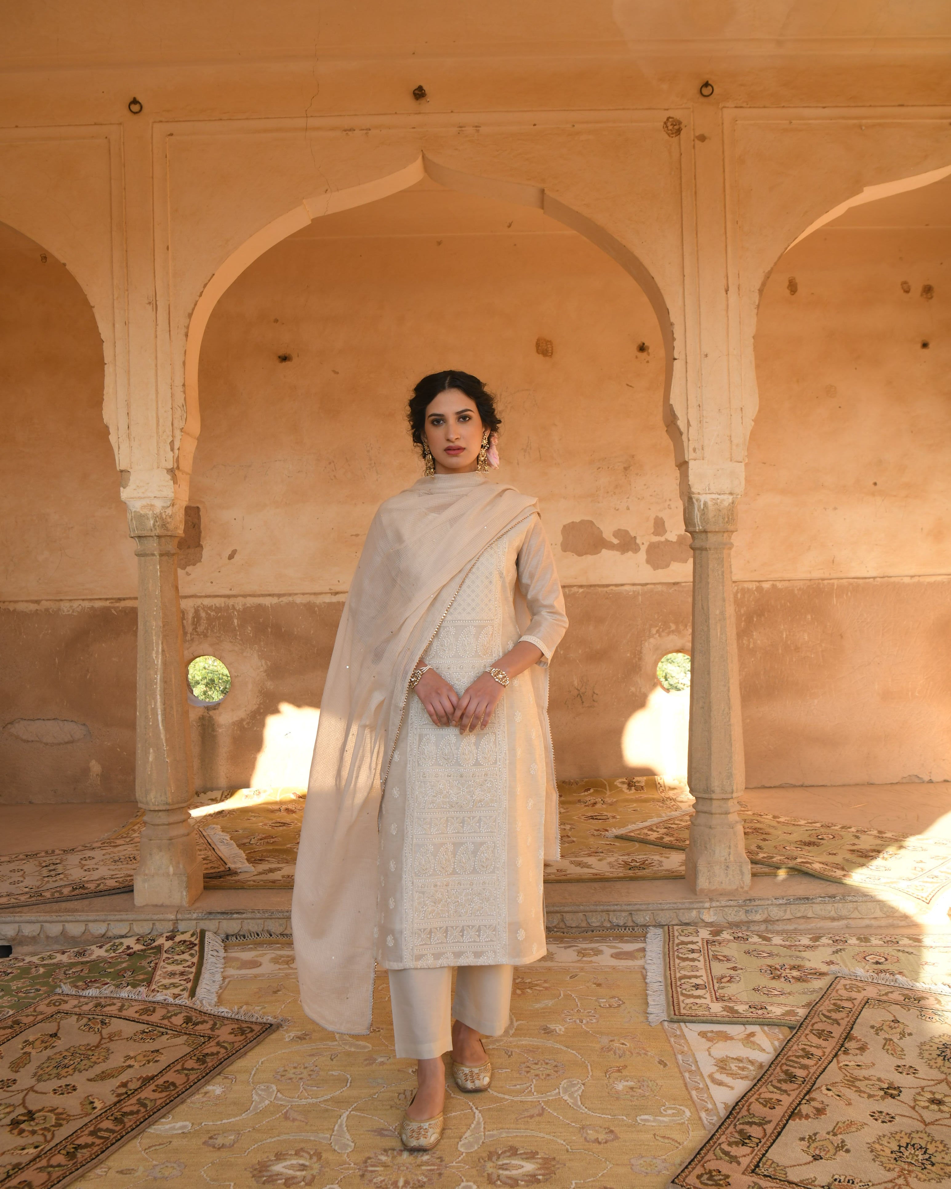 CREAM NAZAM KURTA SET