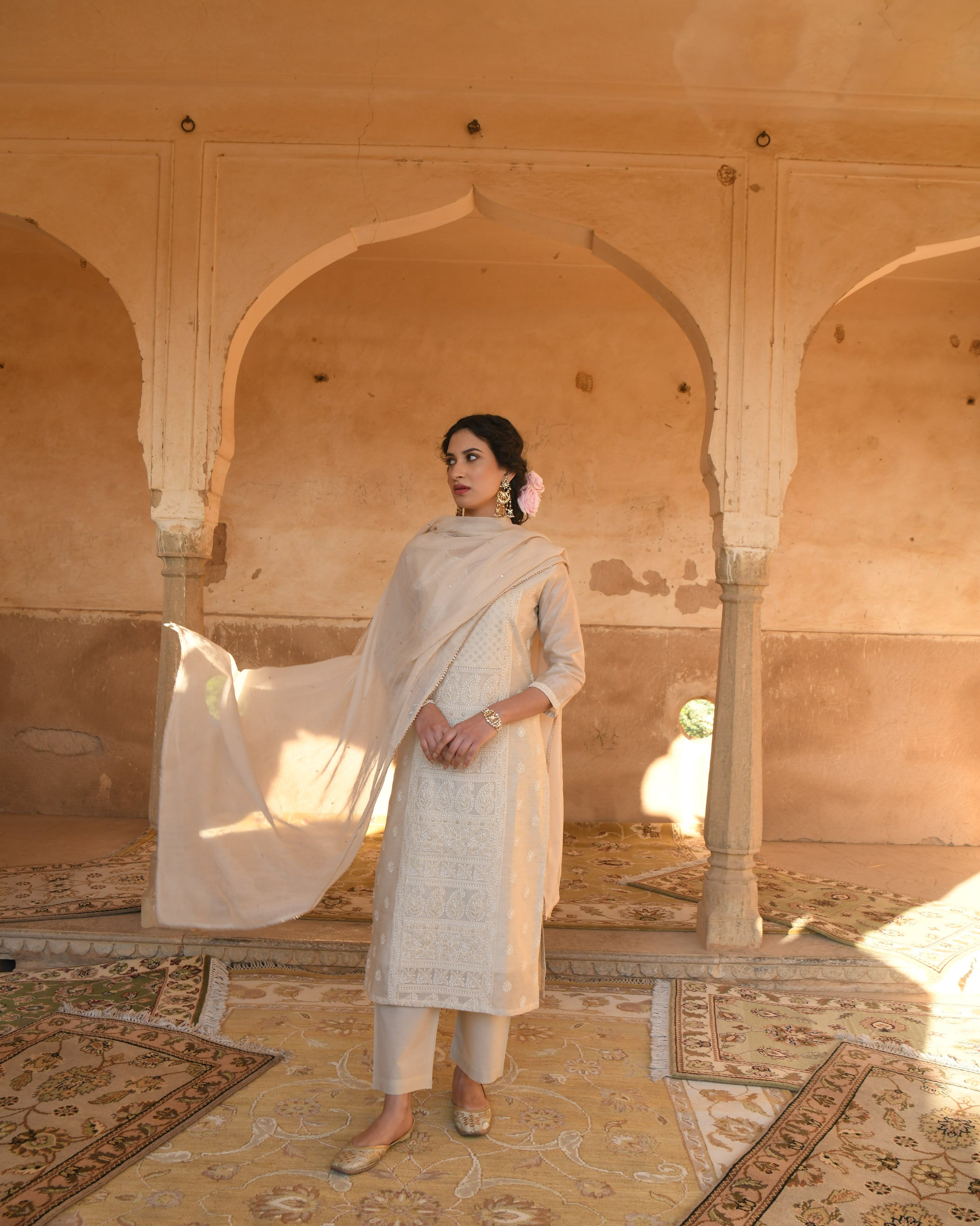 CREAM NAZAM KURTA SET