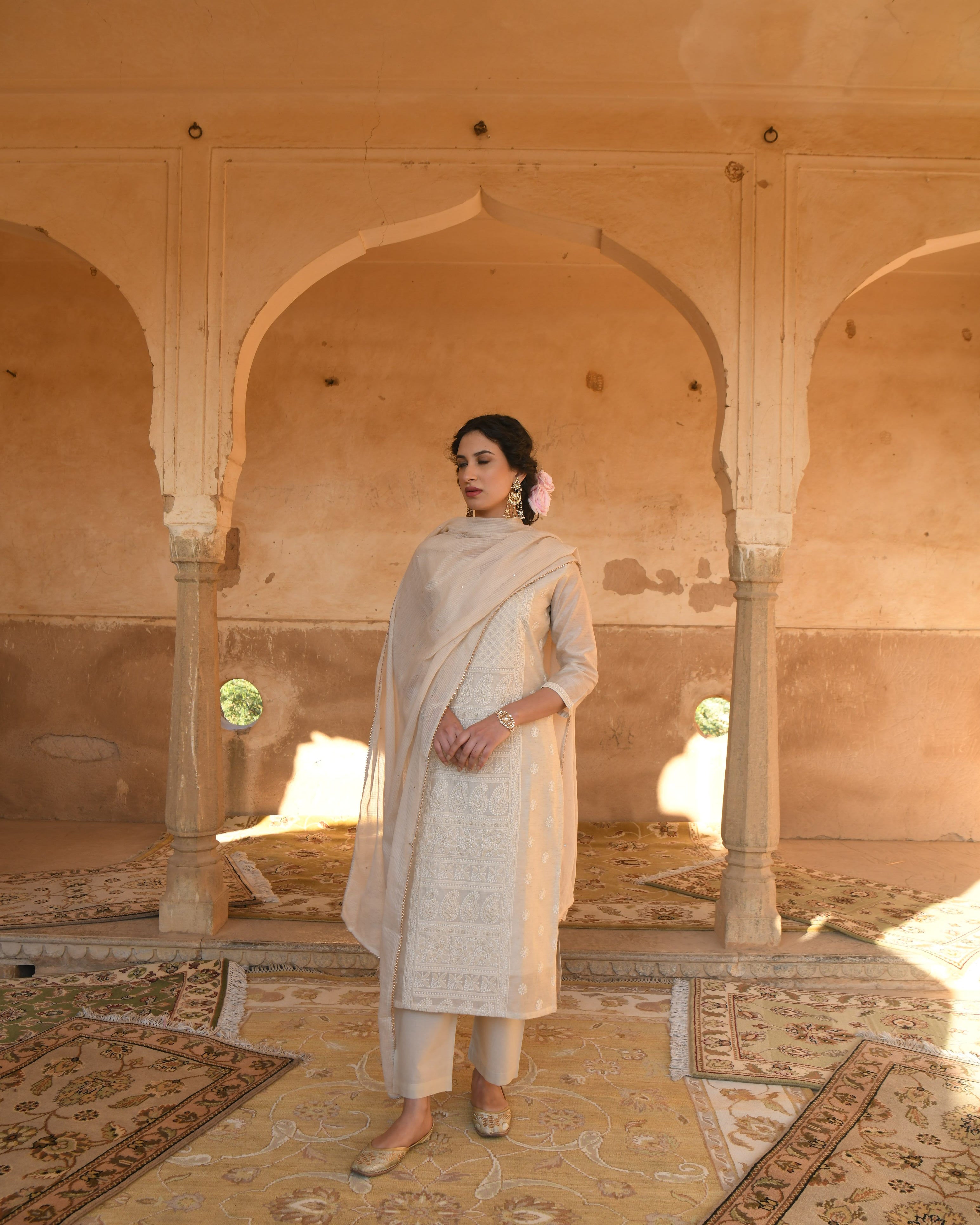 CREAM NAZAM KURTA SET