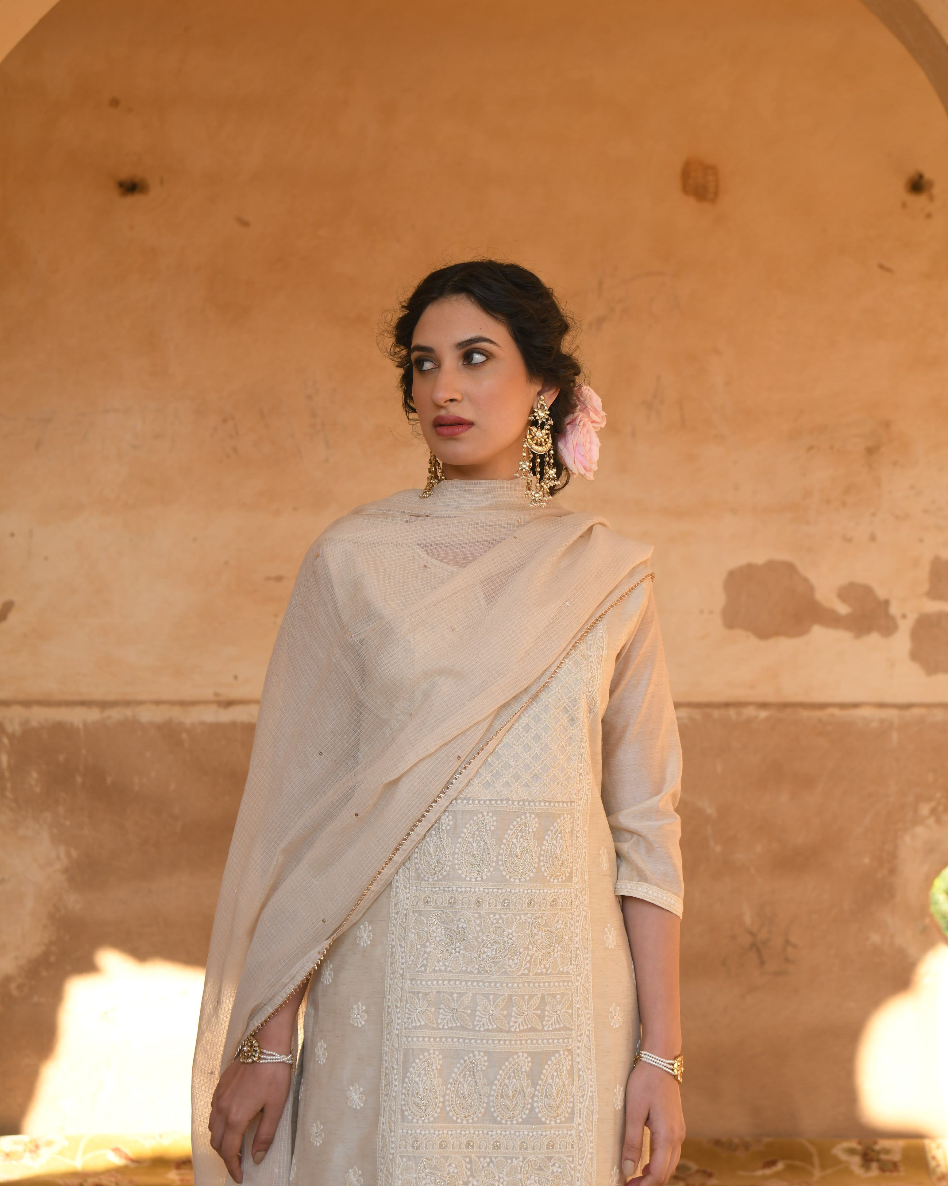 CREAM NAZAM KURTA SET