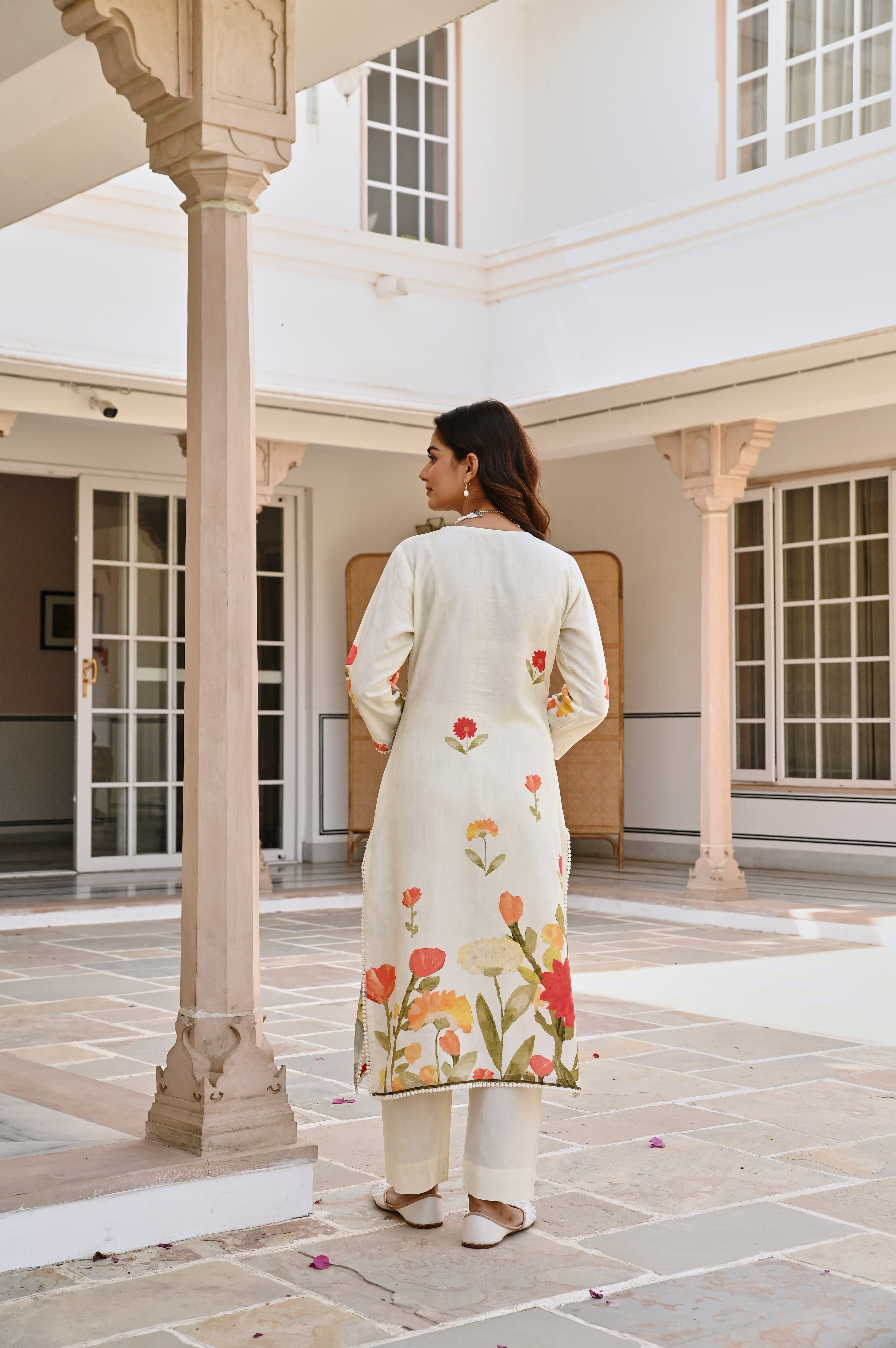 CREAM FLORAL PRINTED KURTA SET