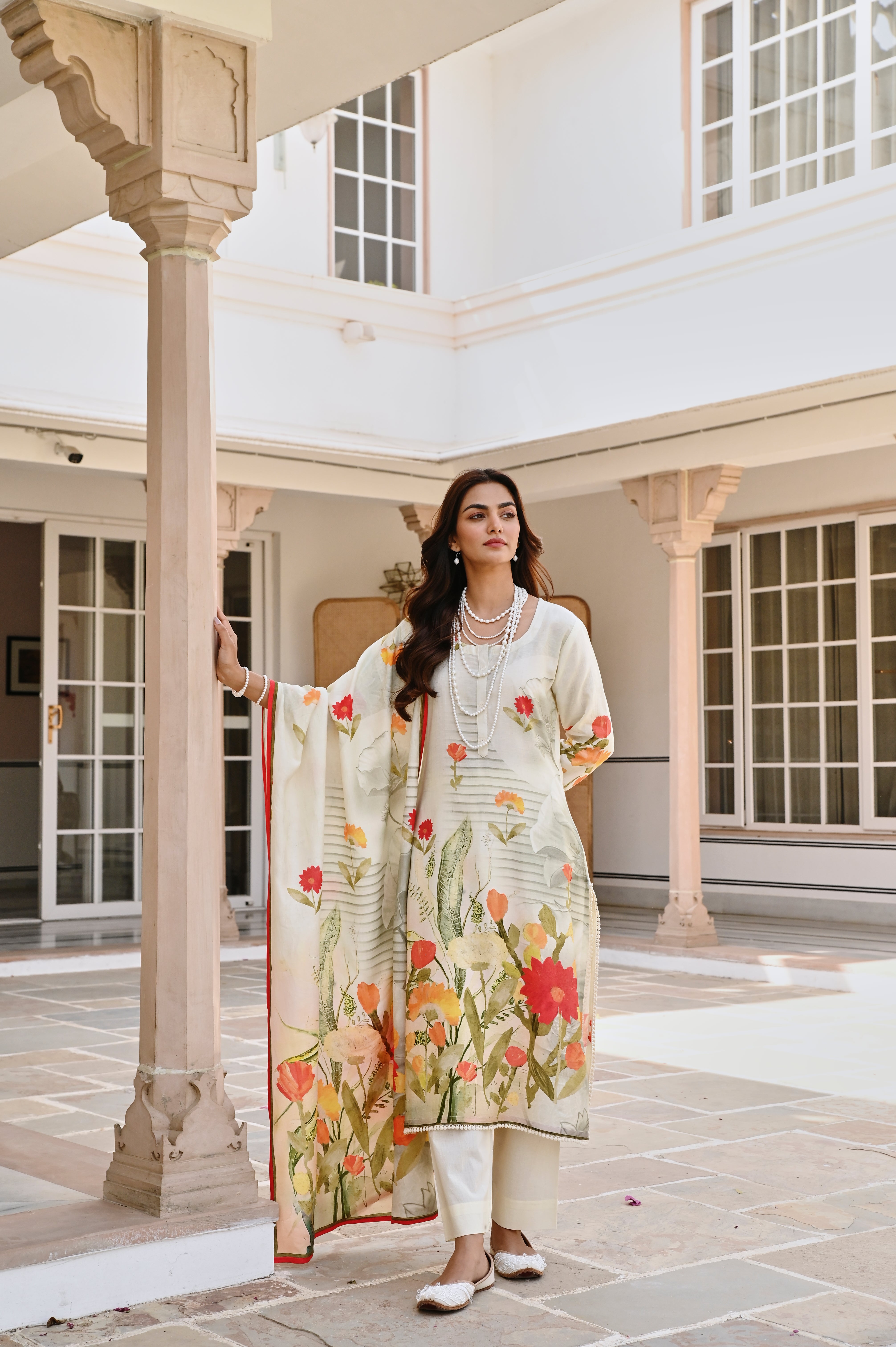 CREAM FLORAL PRINTED KURTA SET