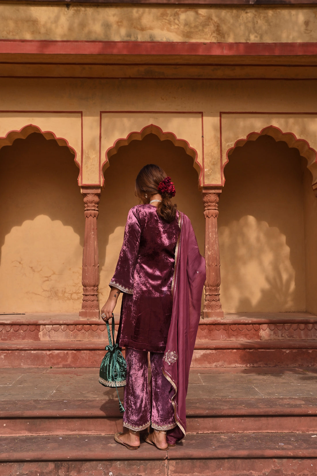 WINE SHORT VELVET KURTA SET