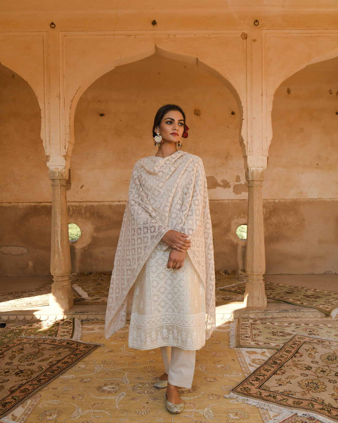 CREAM NAZAM KURTA SET WITH CHIFFON DUPATTA