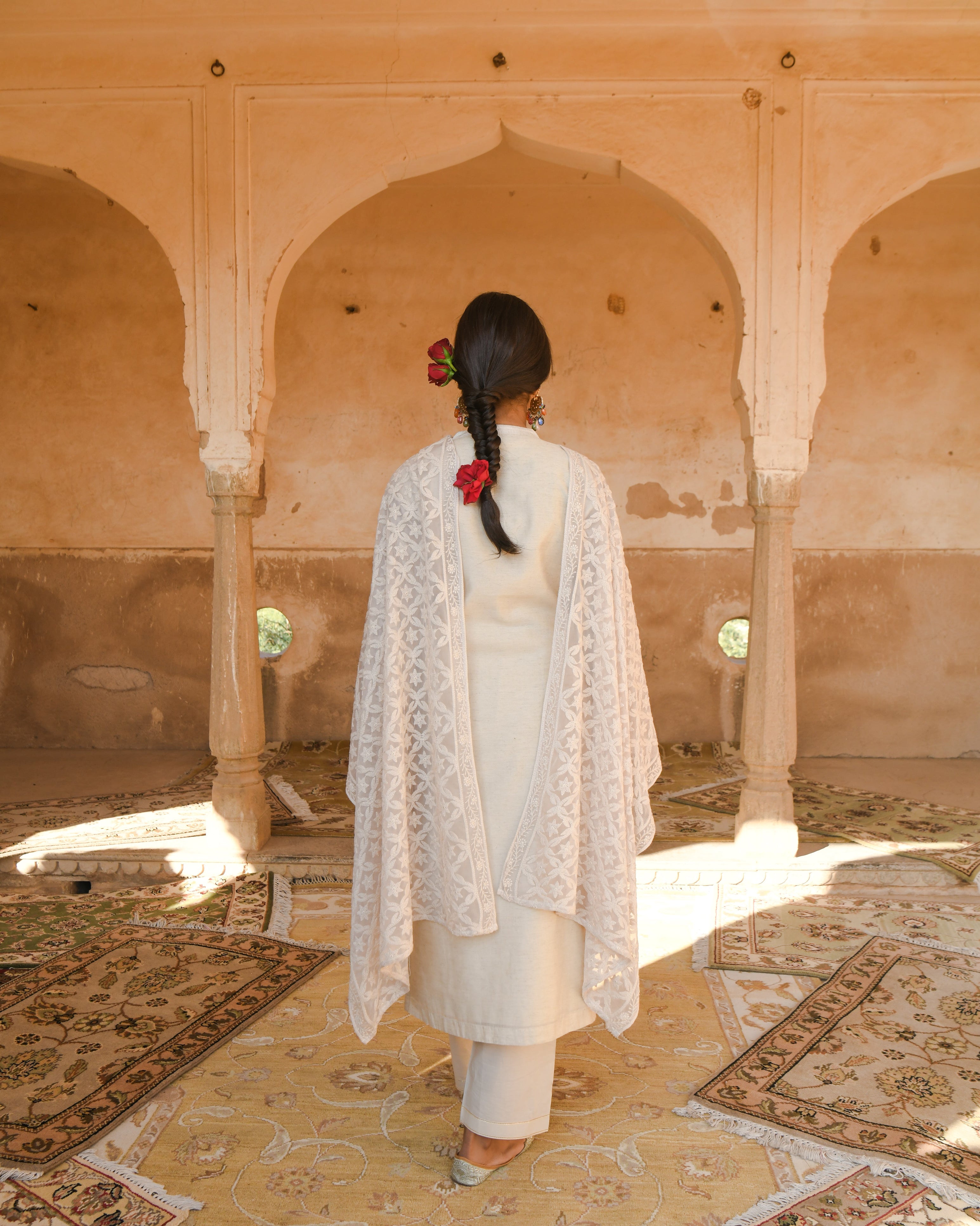 CREAM NAZAM KURTA SET WITH CHIFFON DUPATTA