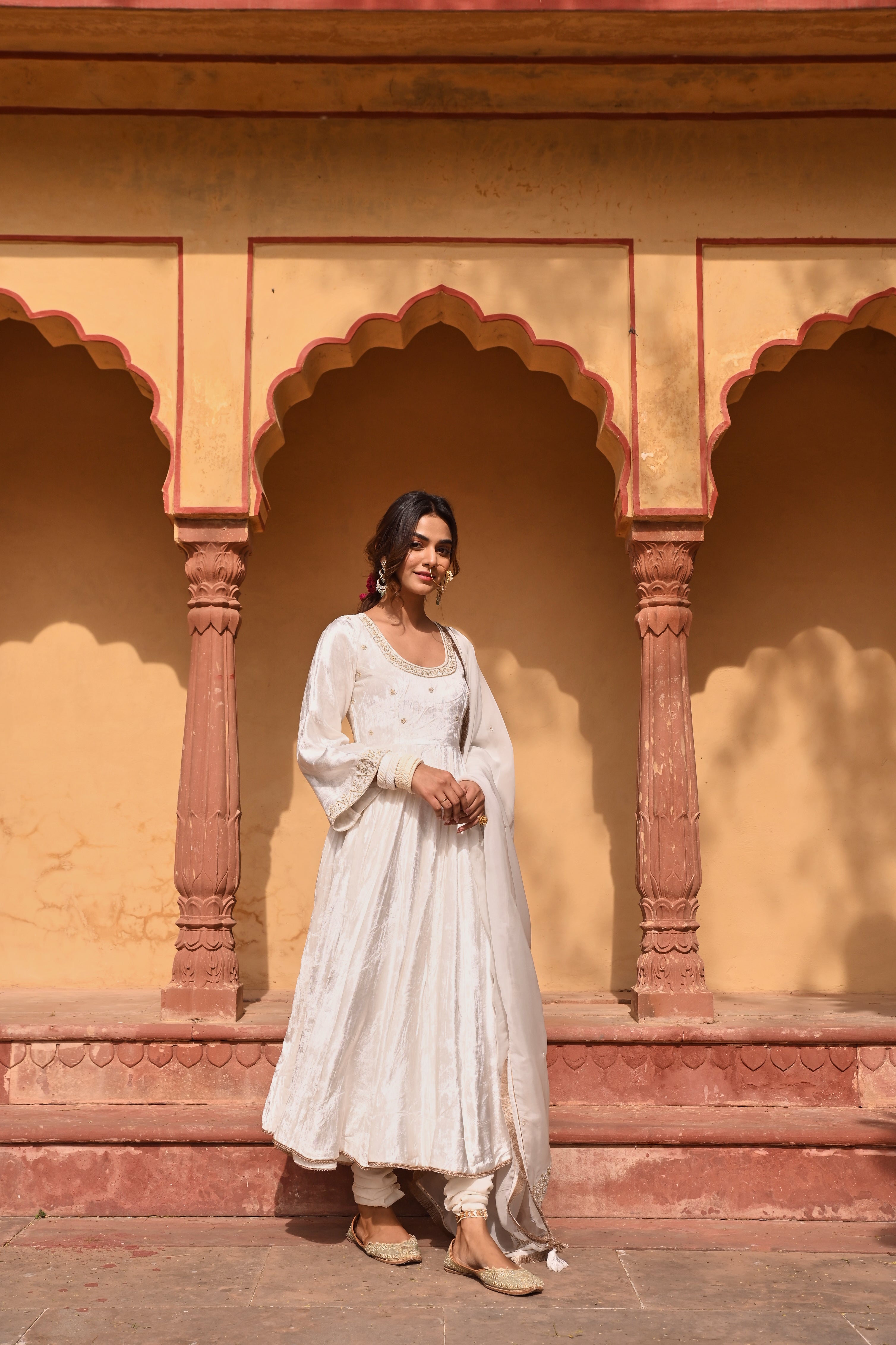 WHITE ANARKALI SET