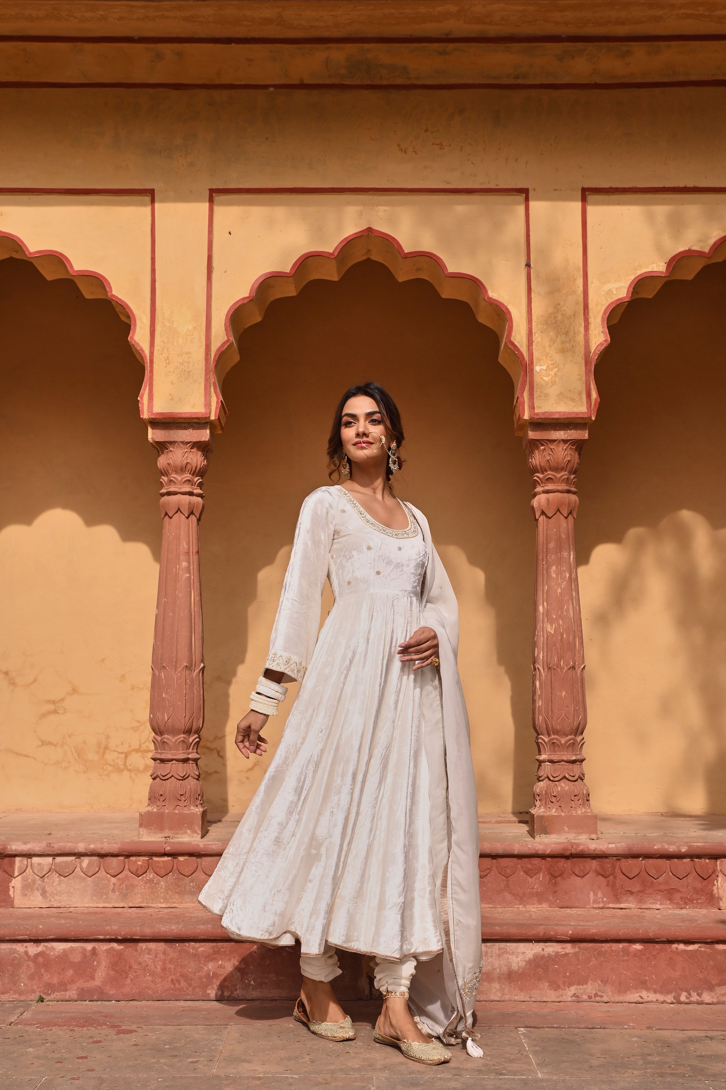 WHITE ANARKALI SET