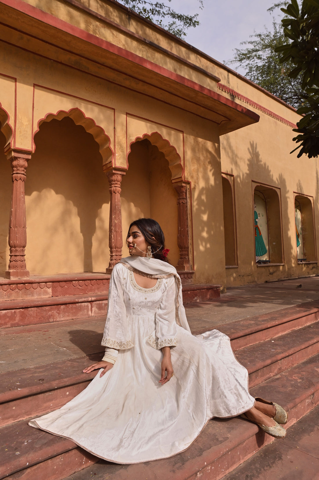 WHITE ANARKALI SET