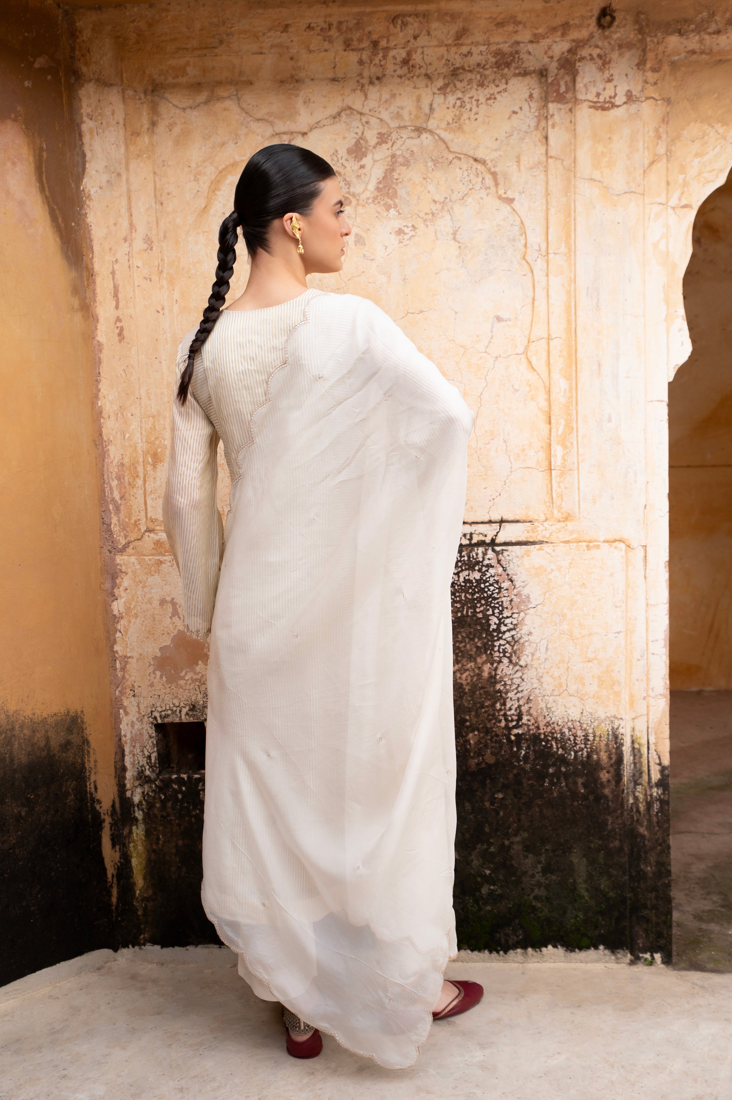 PURE CREAM TABBY SHIMMER STRIPED KURTA SET
