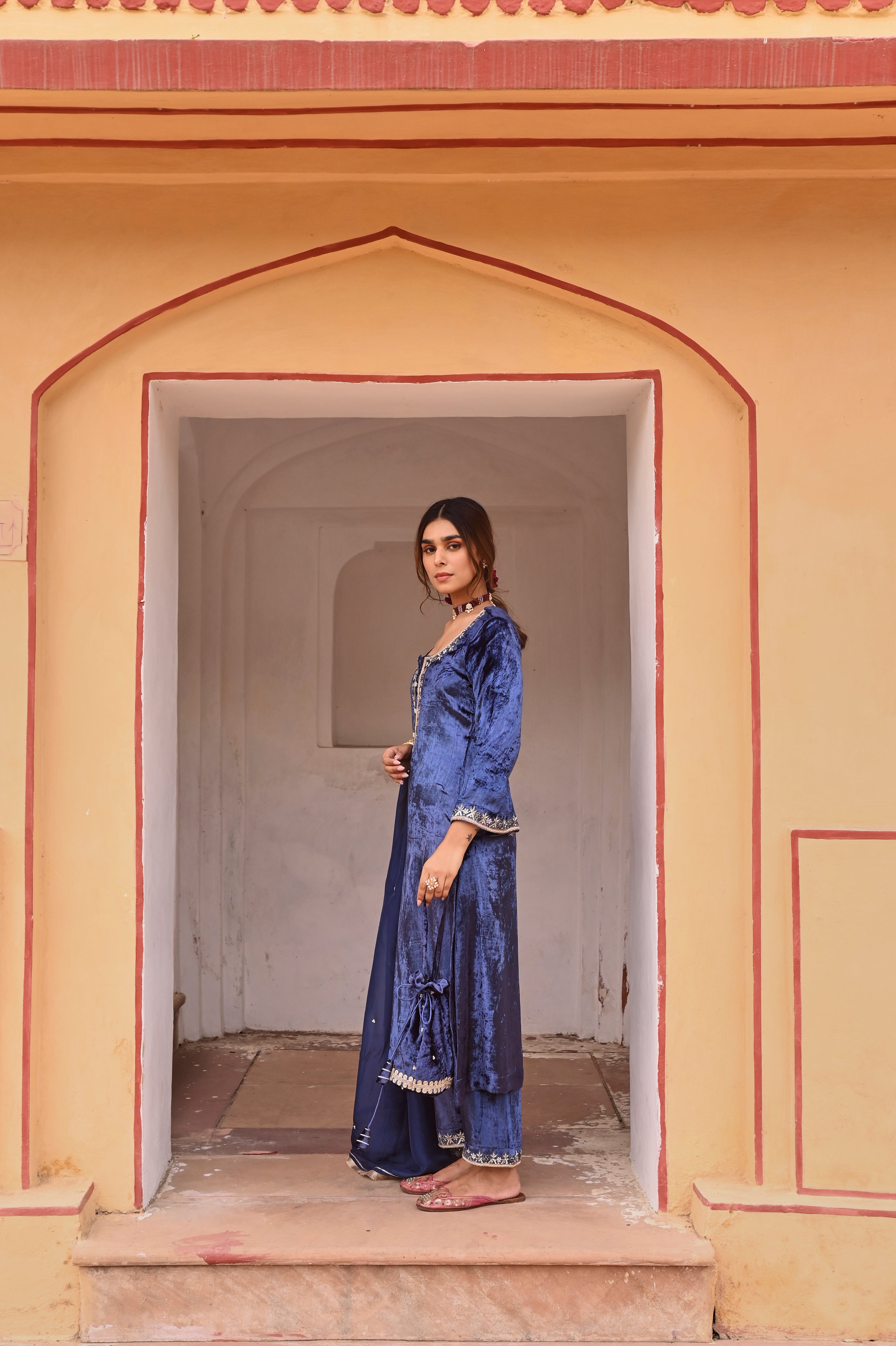 ROYAL BLUE VELVET KURTA SET