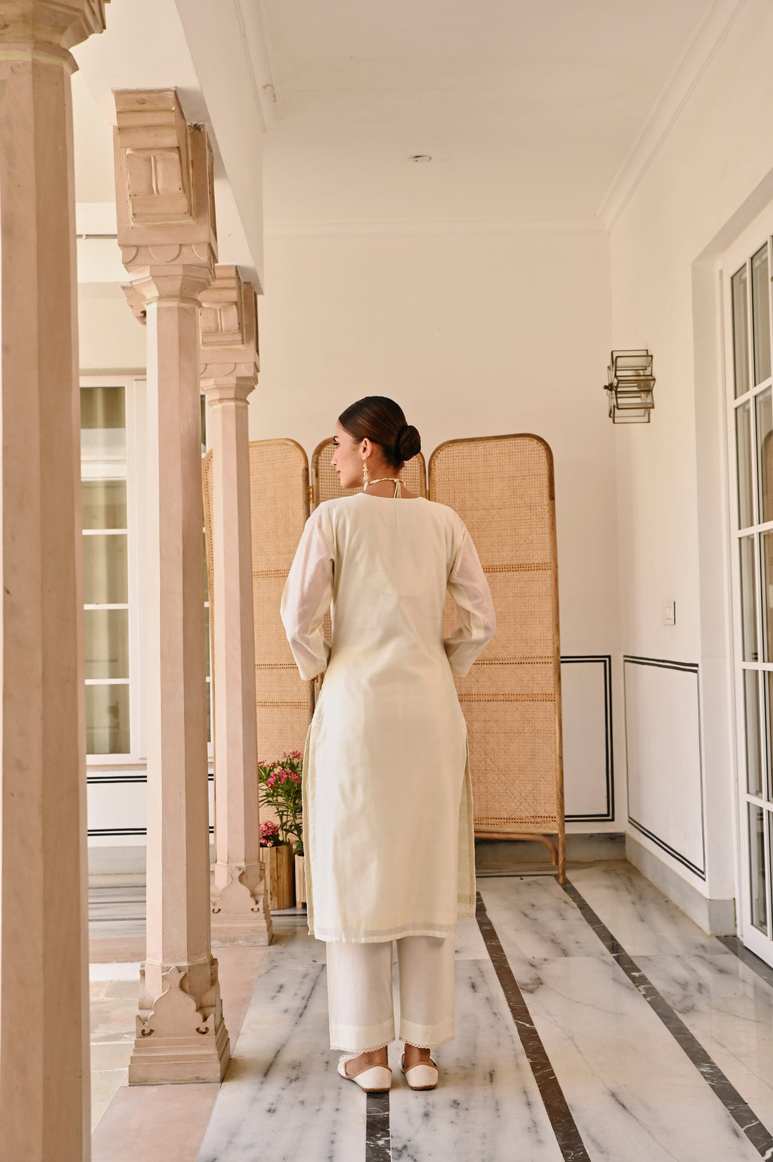 CREAM CHIKANKARI CHANDERI KURTA SET