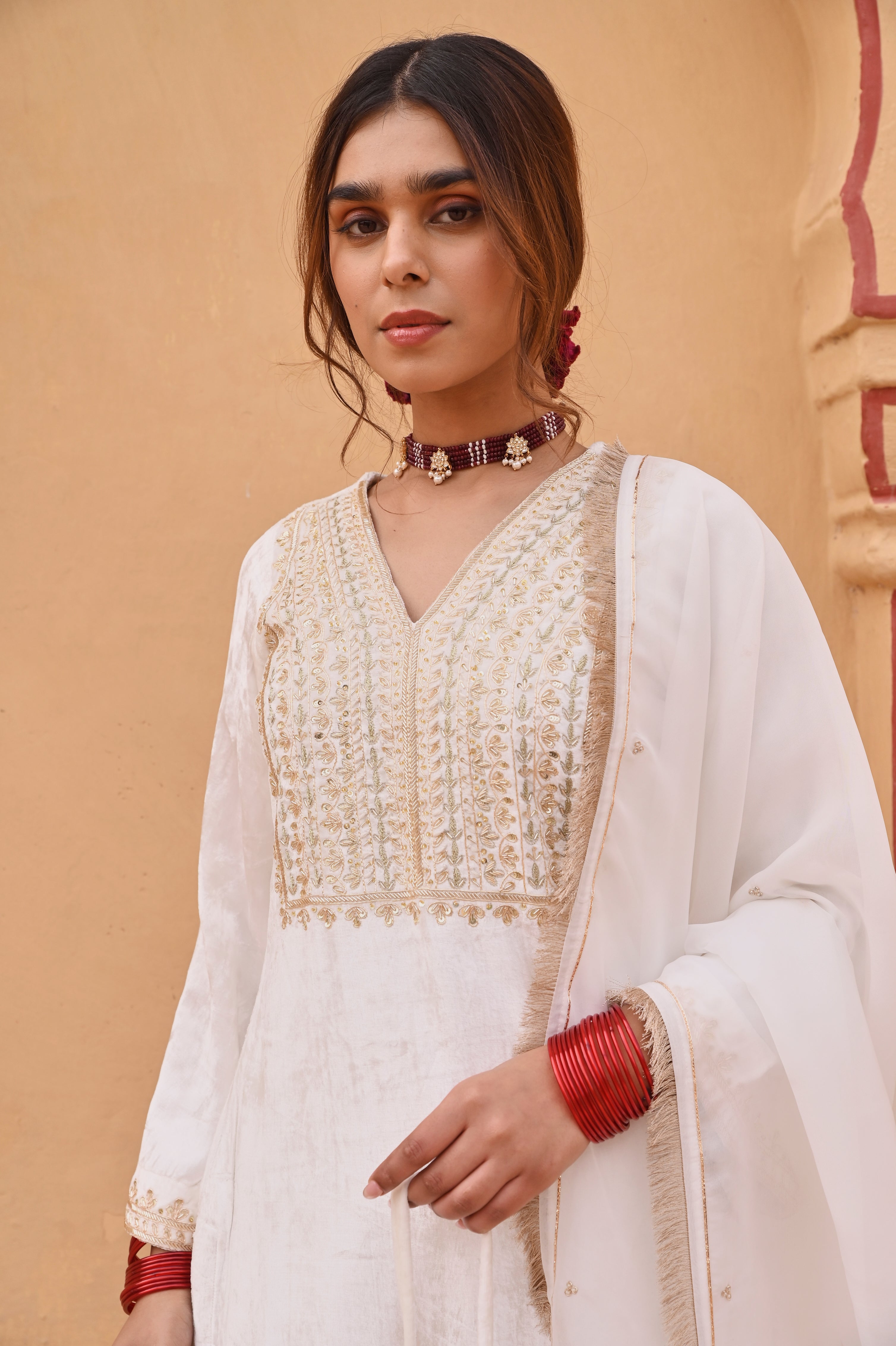 WHITE SHORT VELVET KURTA SET