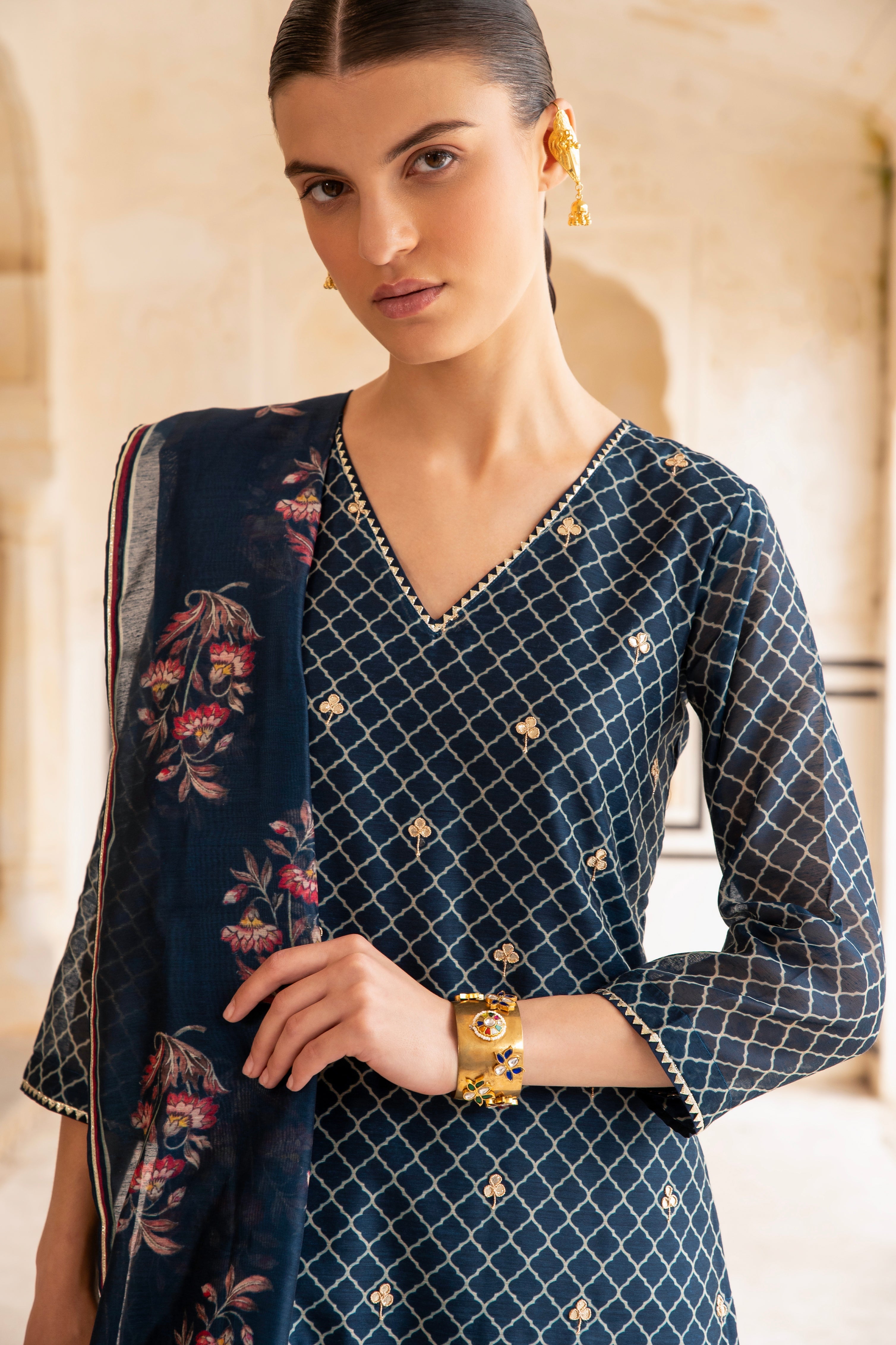 NAVY BLUE V-NECK GOTA PATTI EMBROIDERED KURTA SET