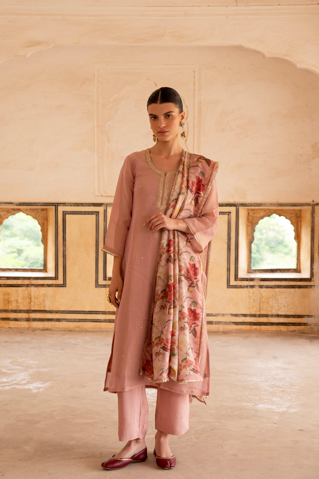 PINK EMBROIDERED ROUND NECKLINE KURTA SET
