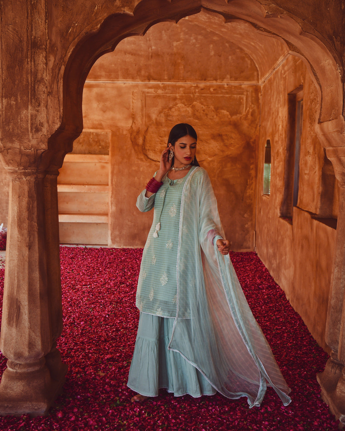 GUL CHANDERI KURTA SET WITH THREAD EMBROIDERY