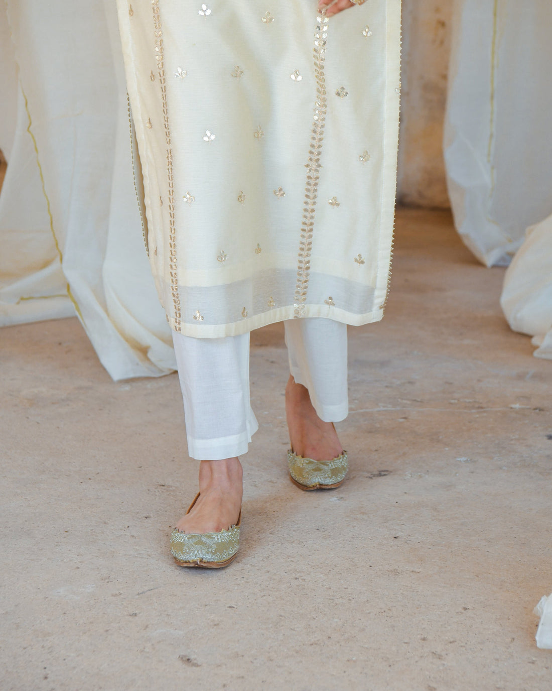 OFF-WHITE MEHER KURTA SET