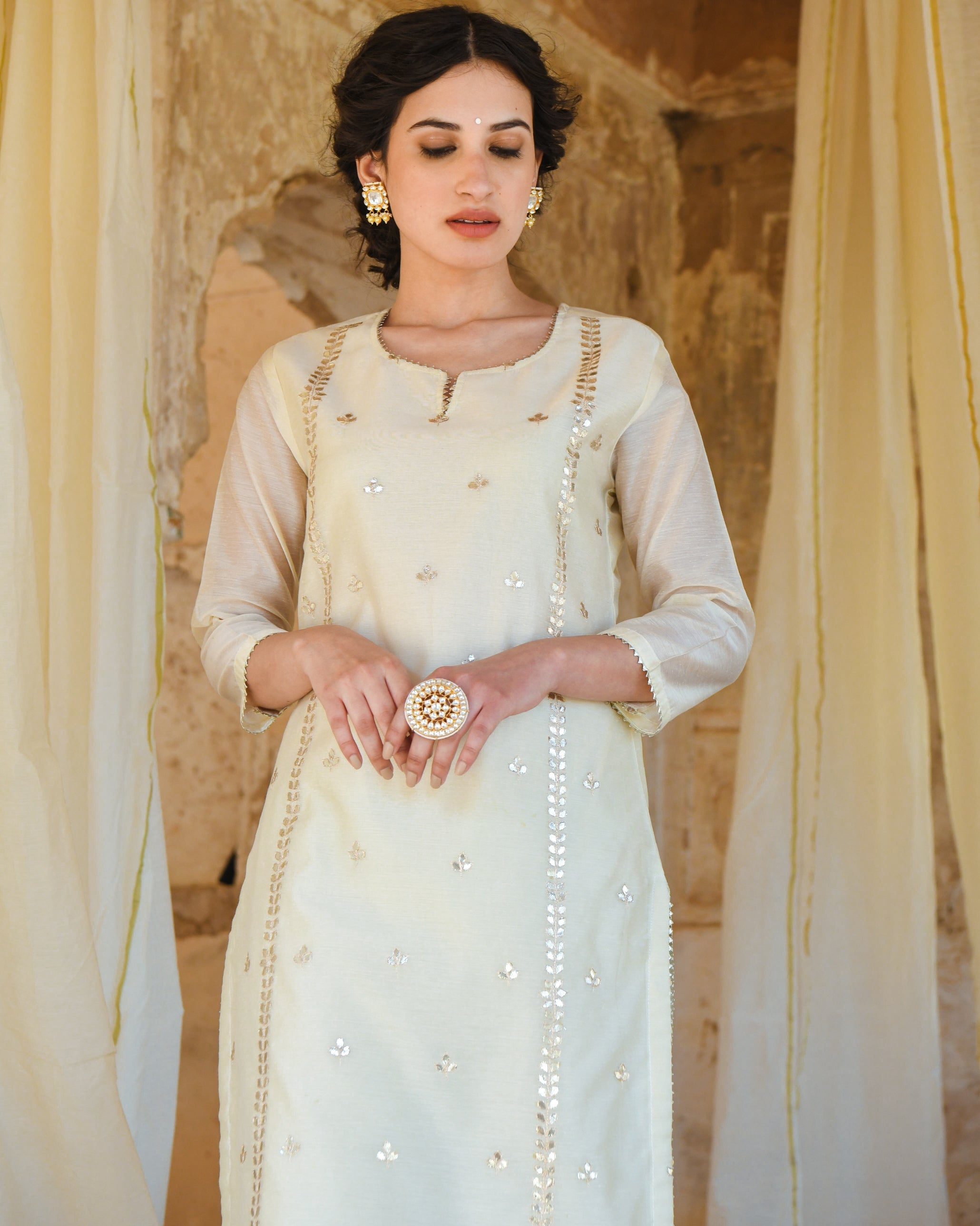 OFF-WHITE MEHER KURTA SET
