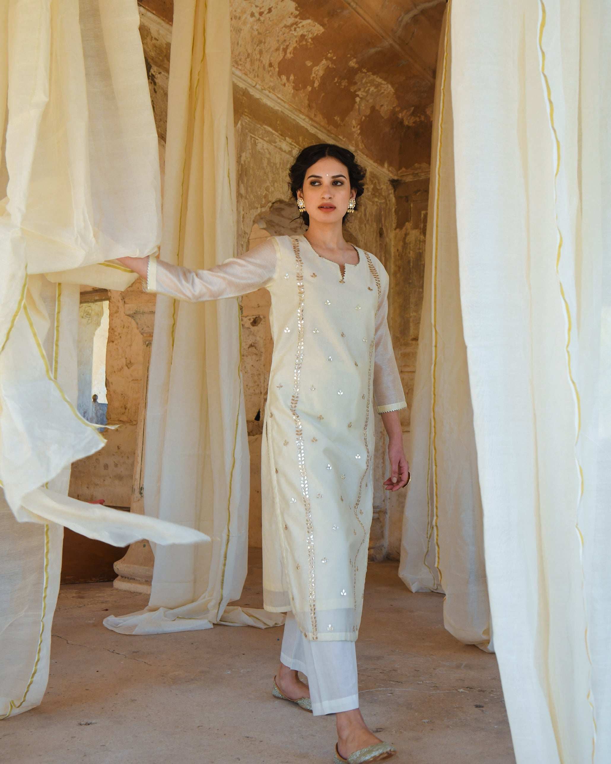 OFF-WHITE MEHER KURTA SET