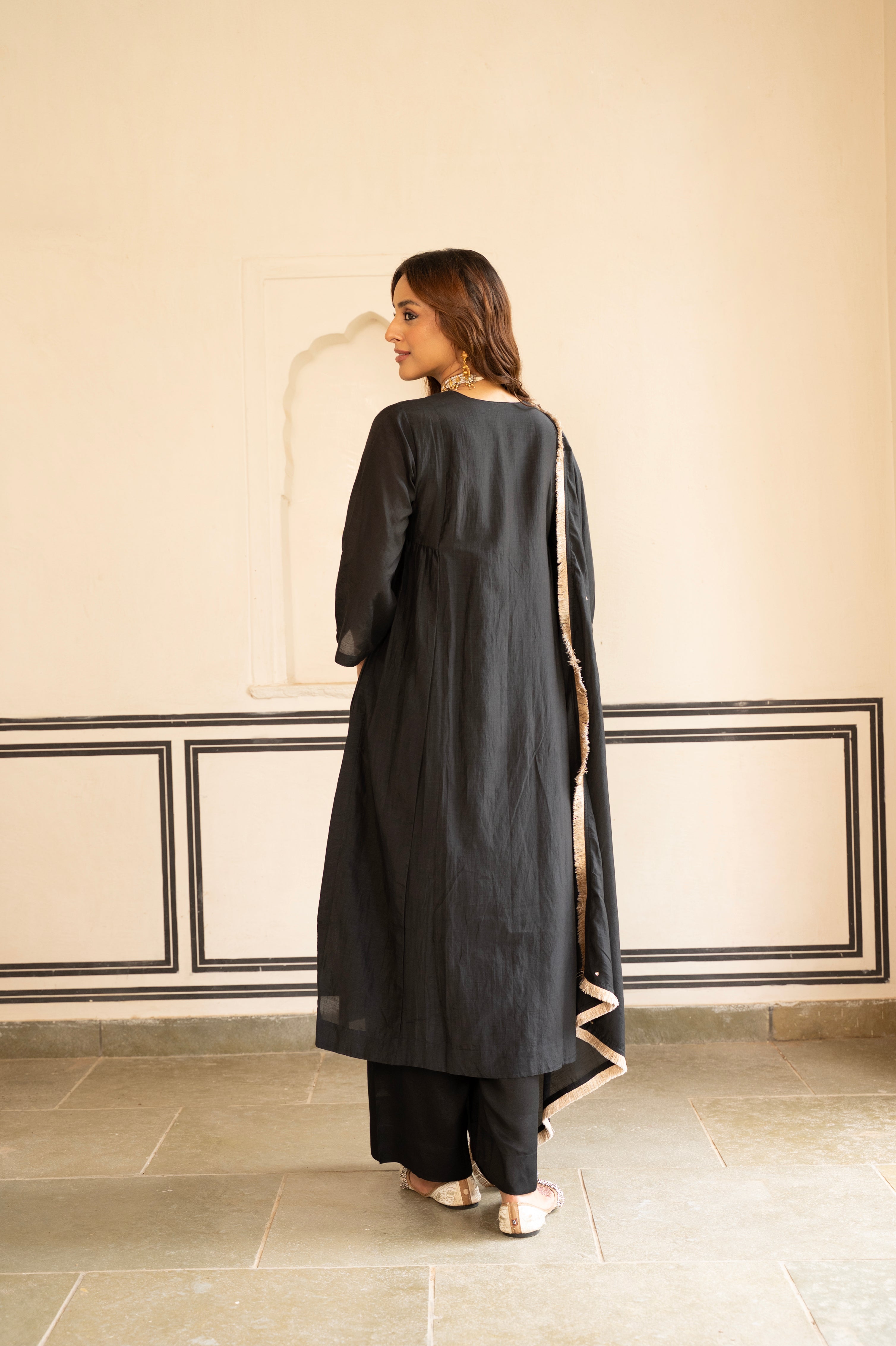BLACK MUL CHANDERI KURTA SET