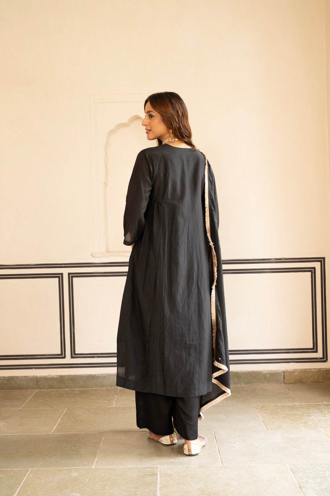 BLACK MUL CHANDERI KURTA SET