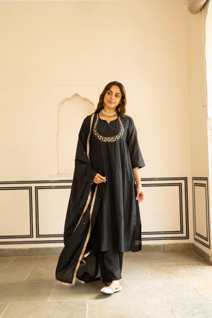 BLACK MUL CHANDERI KURTA SET