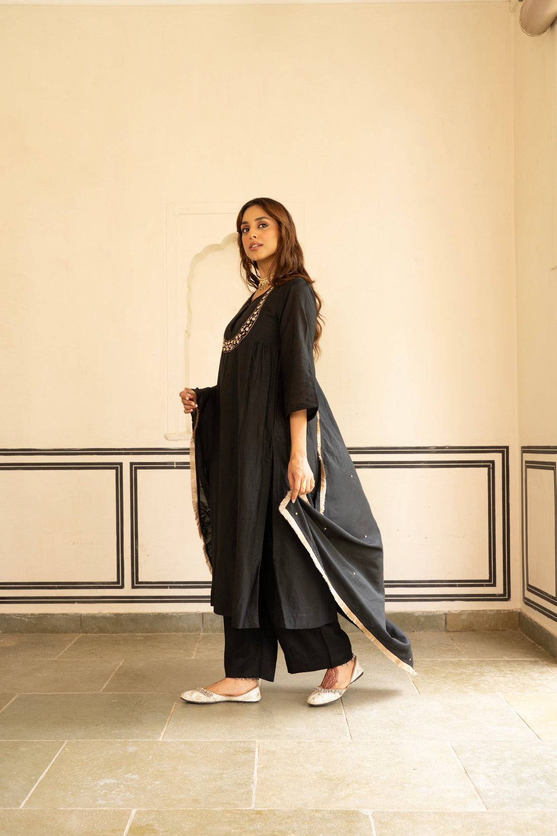 BLACK MUL CHANDERI KURTA SET