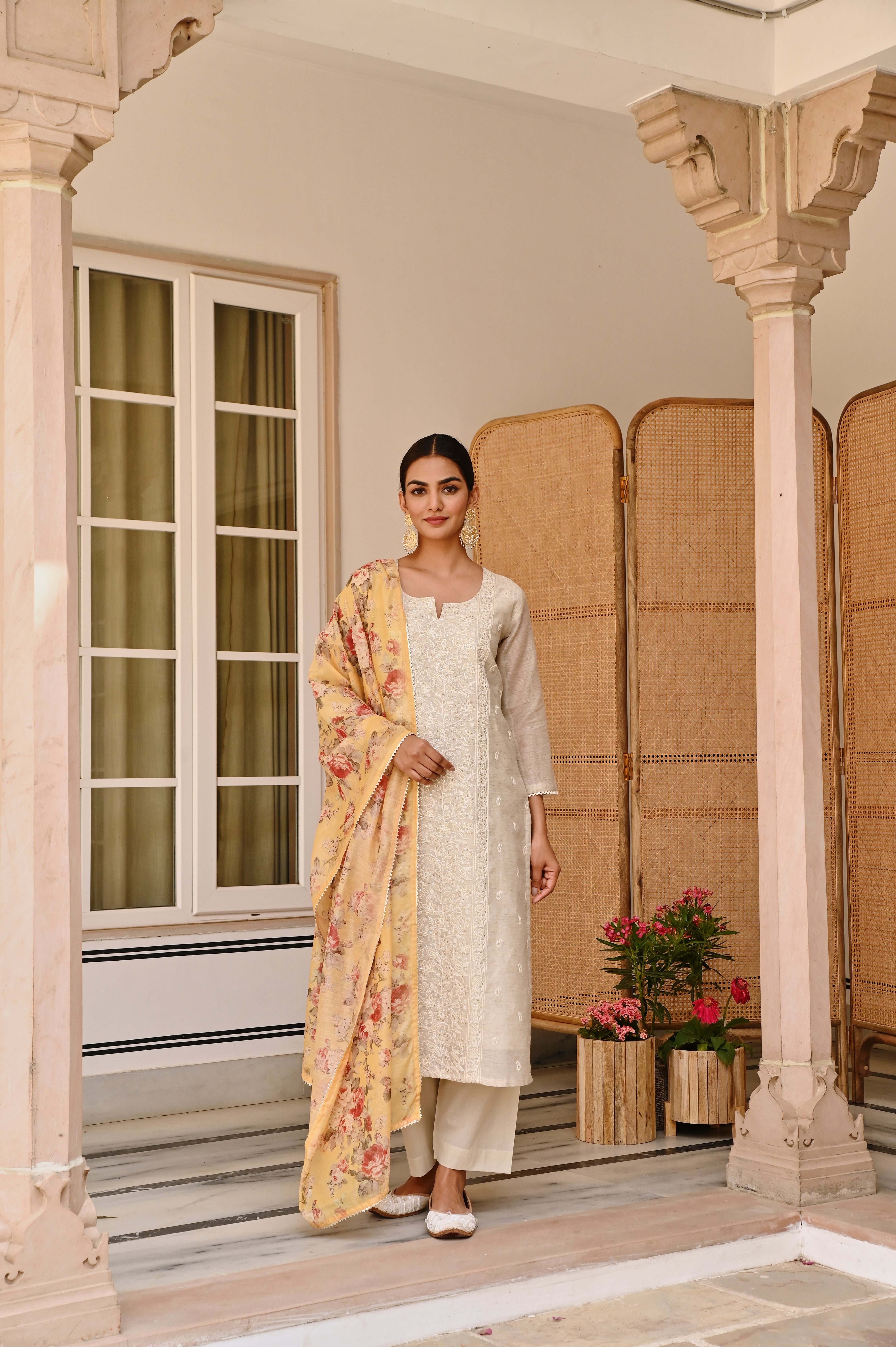 OFF WHITE CHIKANKARI JUTE CHANDERI KURTA SET