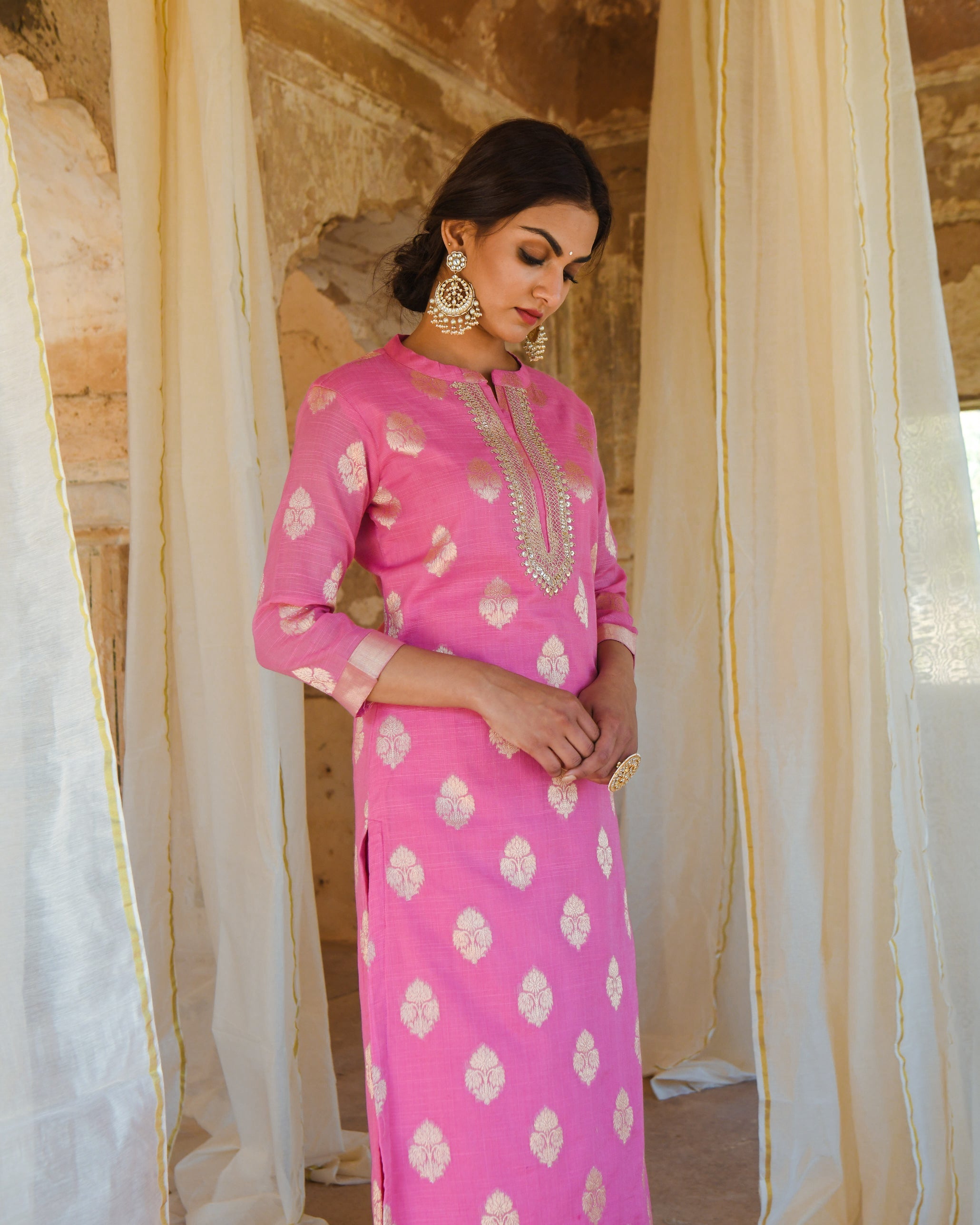 PINK CHANDERI KURTA WITH COTTON PANTS & CHANDERI DUPATTA