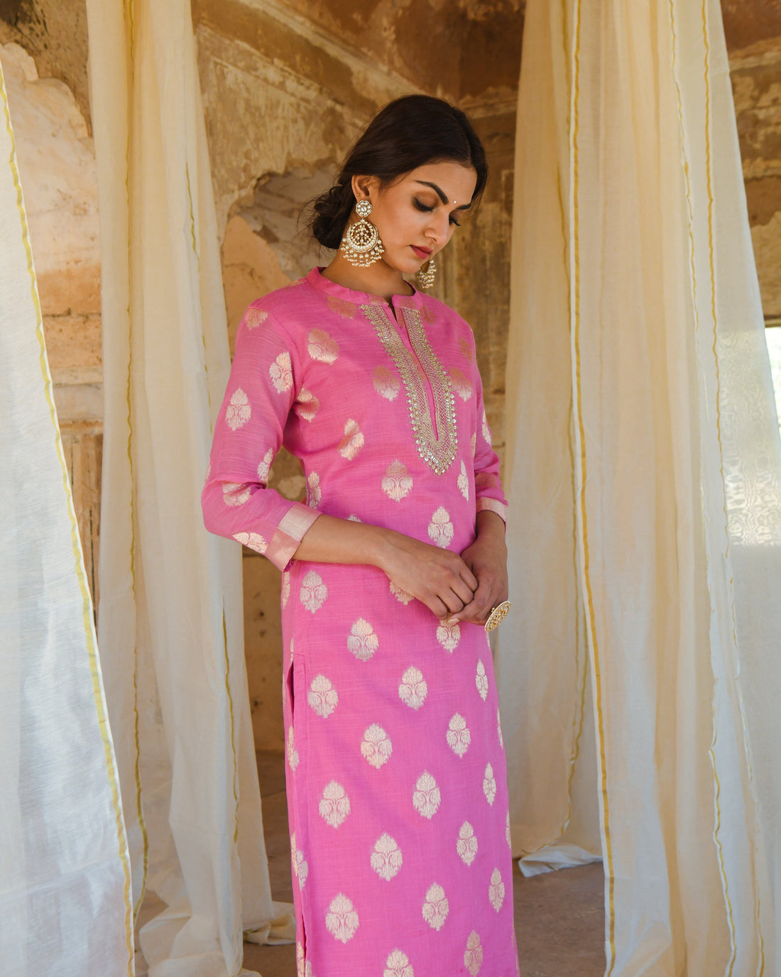 PINK CHANDERI KURTA WITH COTTON PANTS & CHANDERI DUPATTA
