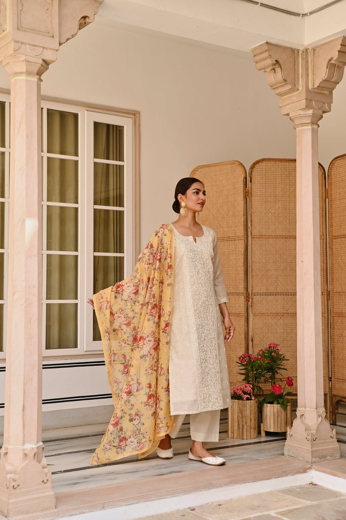 OFF WHITE CHIKANKARI JUTE CHANDERI KURTA SET