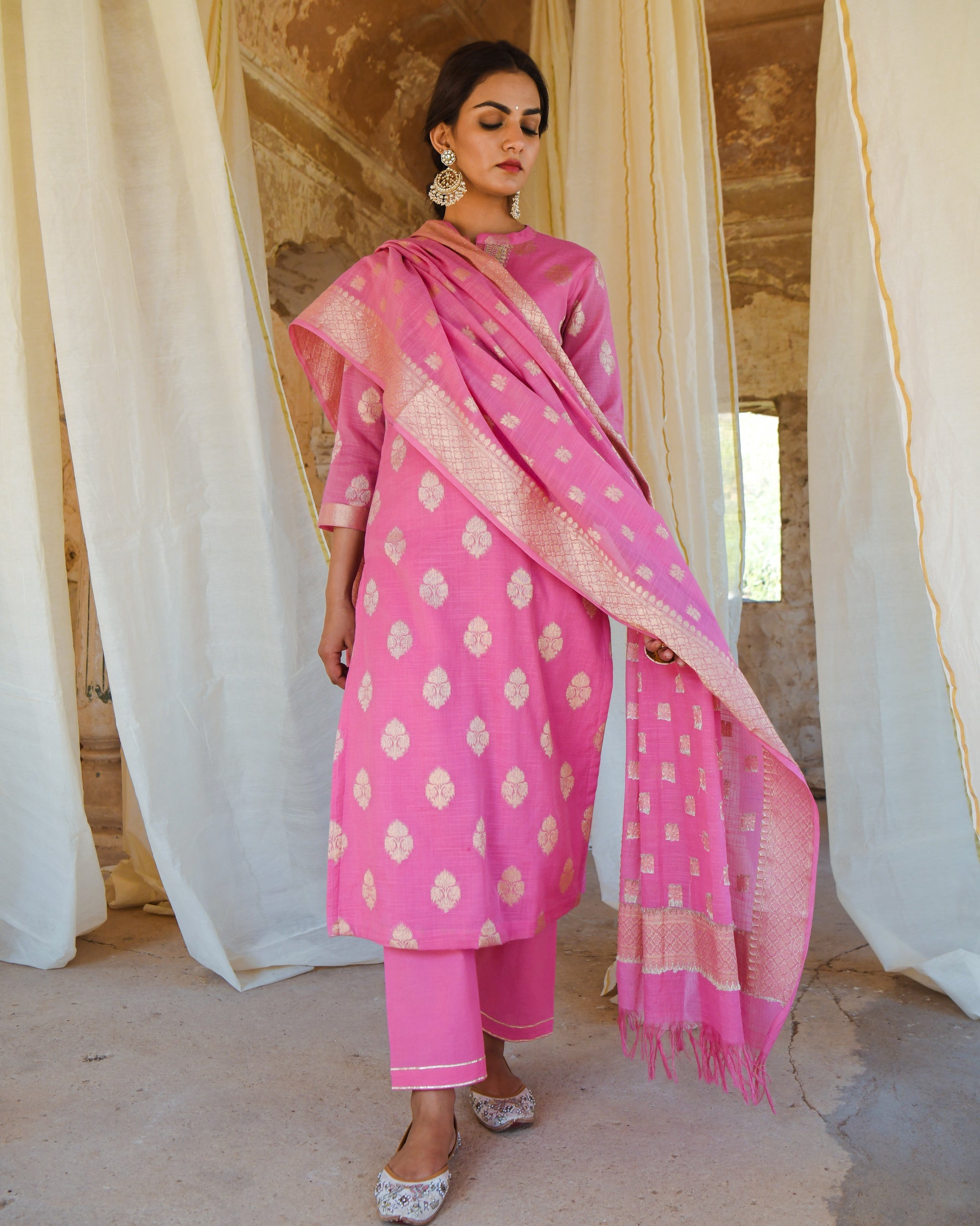 PINK CHANDERI KURTA WITH COTTON PANTS & CHANDERI DUPATTA